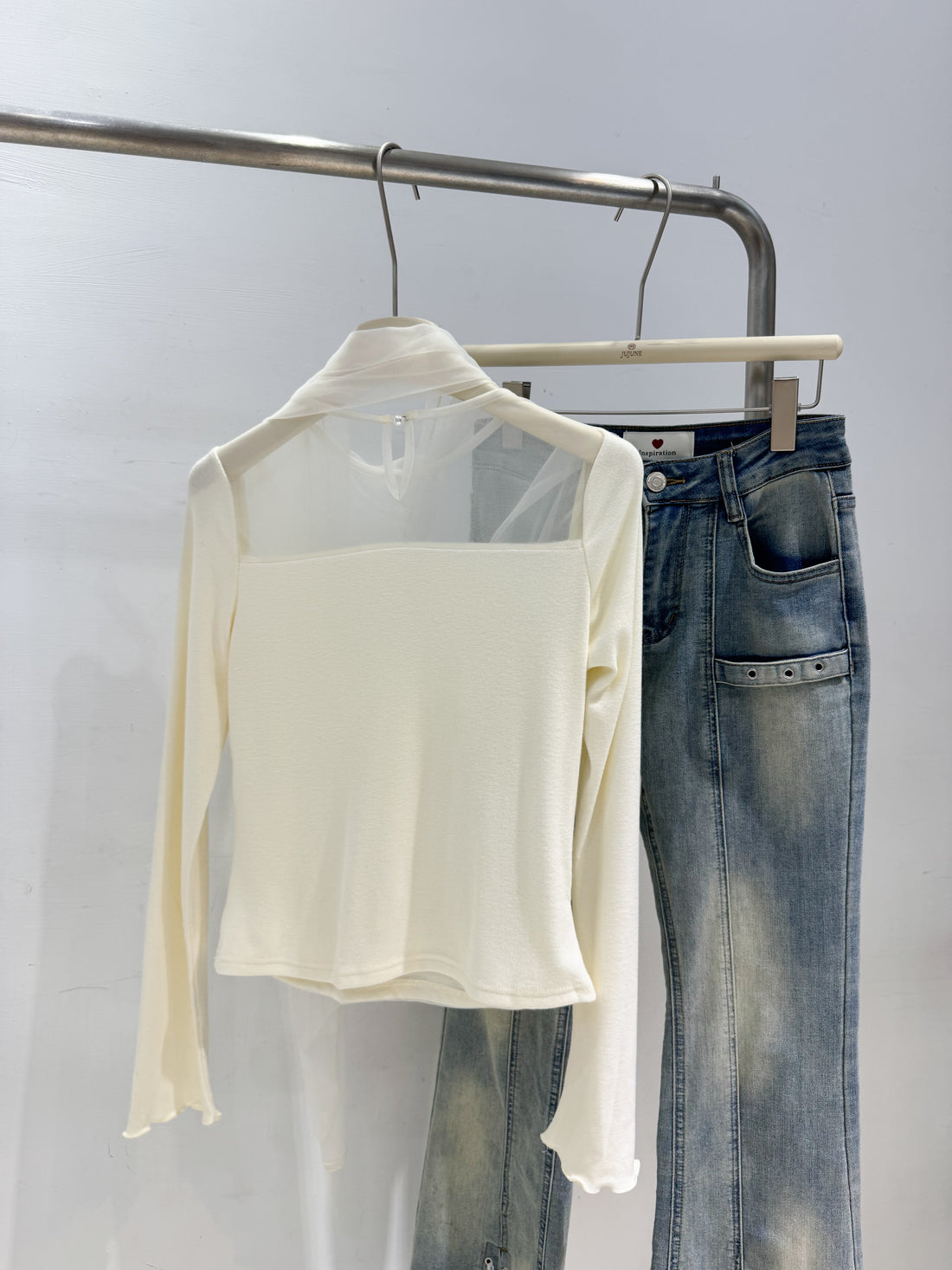 繞脖網紗綁帶上衣