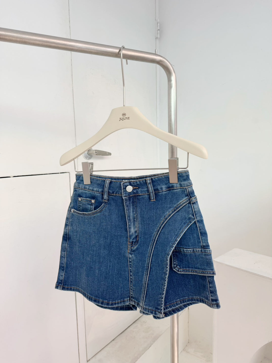 設計感車線彈力牛仔褲裙