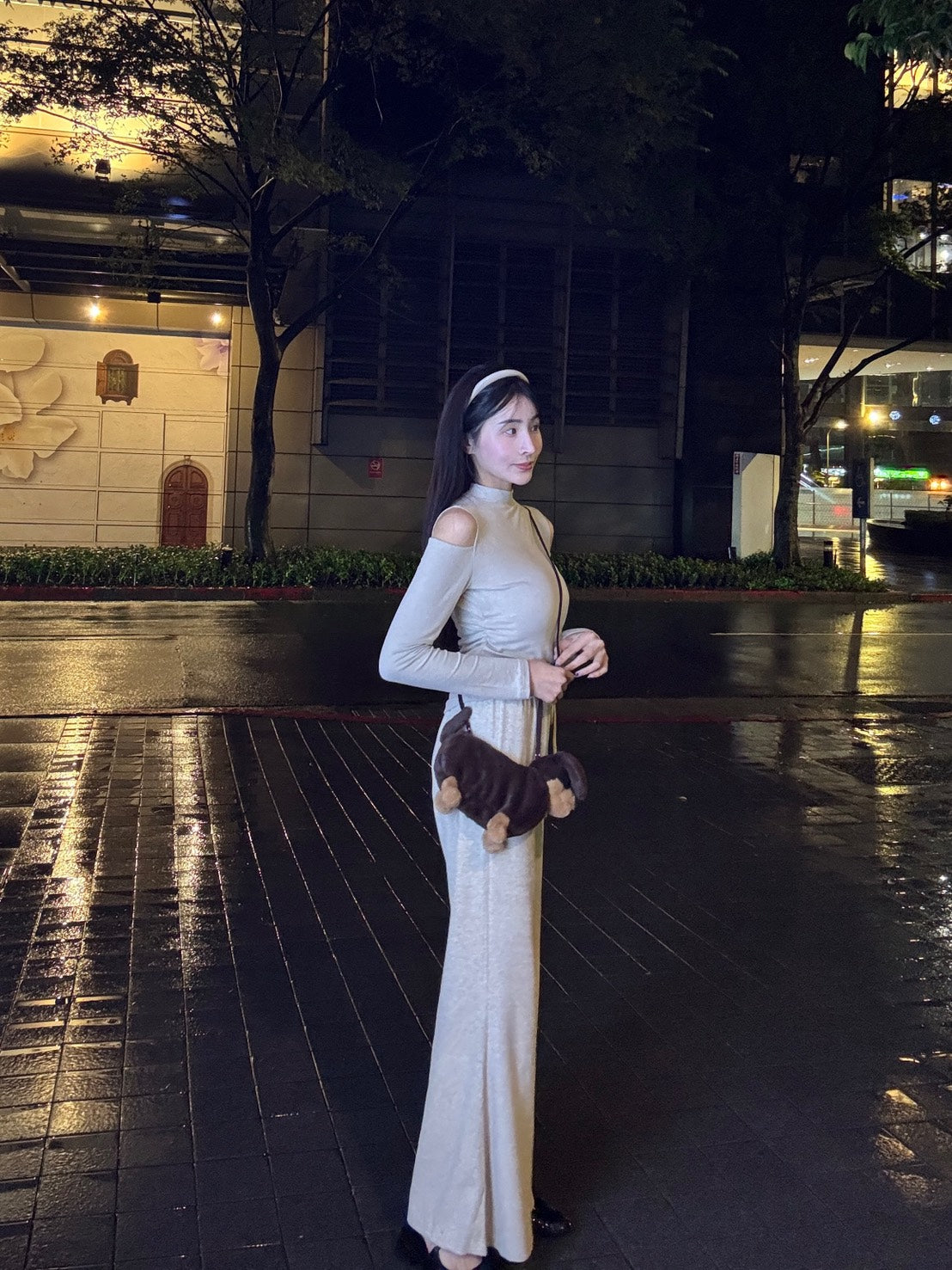 柔軟羊絨喇叭褲