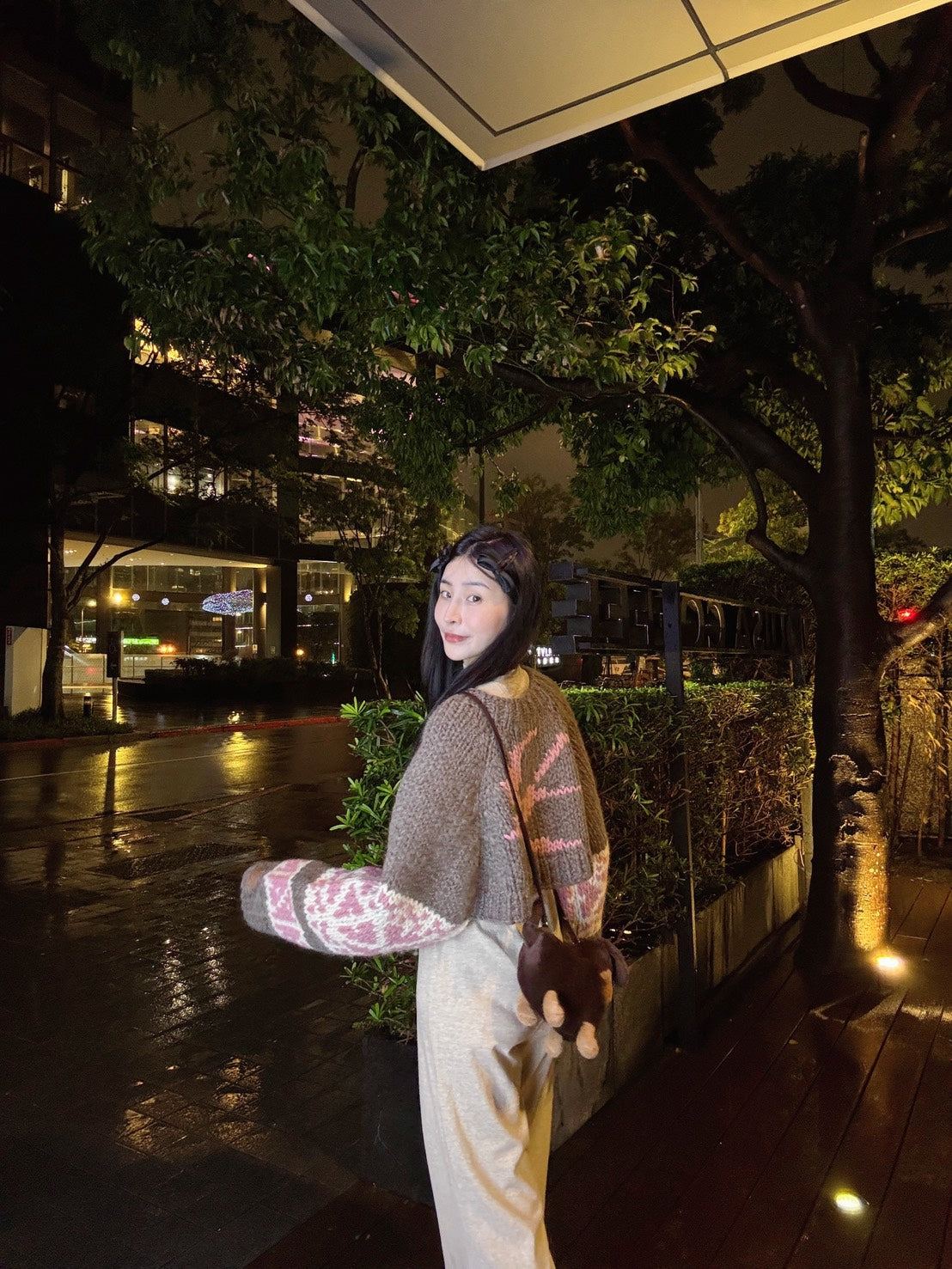 柔軟羊絨喇叭褲