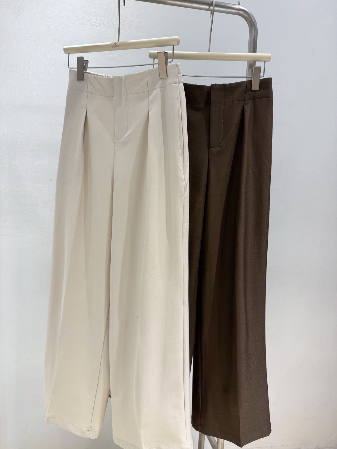 高腰落垂感西裝褲