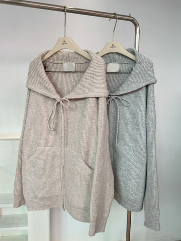 大連帽厚磅羊絨針織外套