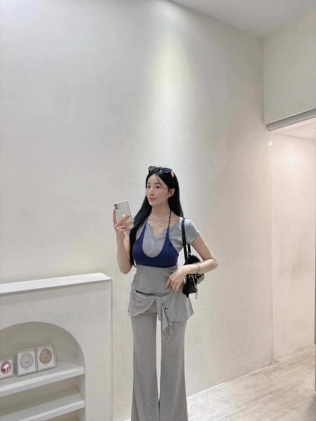 排扣V領彈力涼感上衣