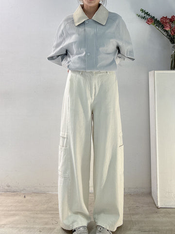 奶油白口袋直筒褲