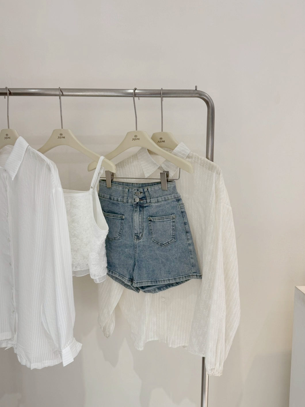 雙扣口袋牛仔短褲