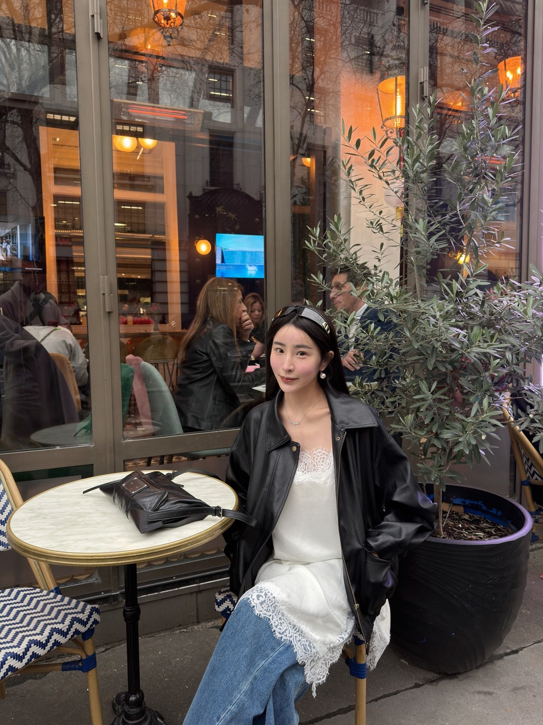 高腰落地直筒喇叭褲