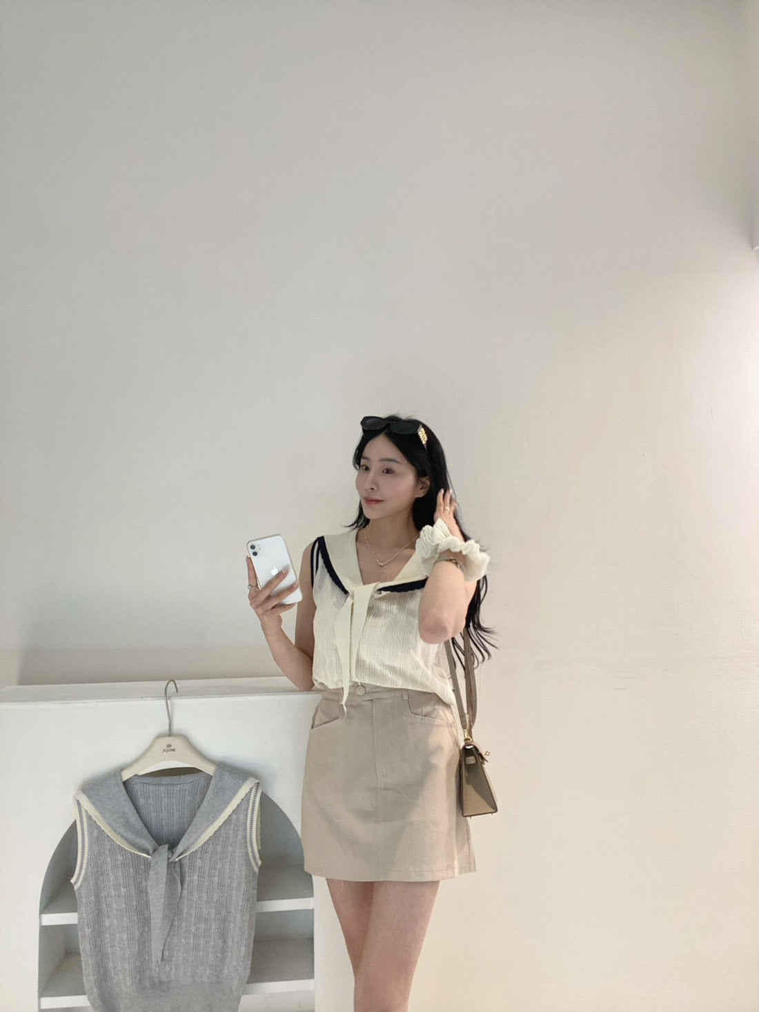 撞色翻領背心