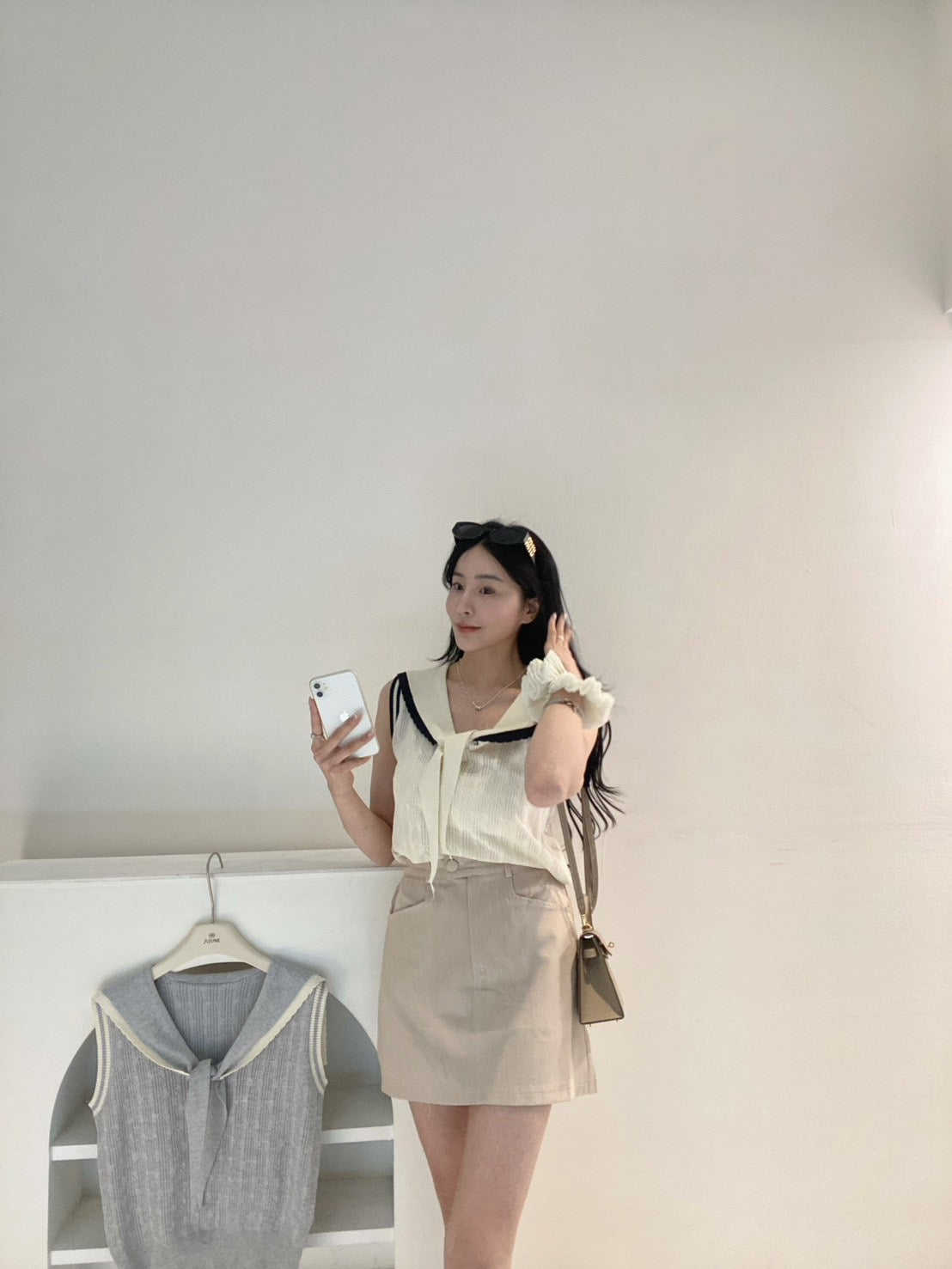撞色翻領背心