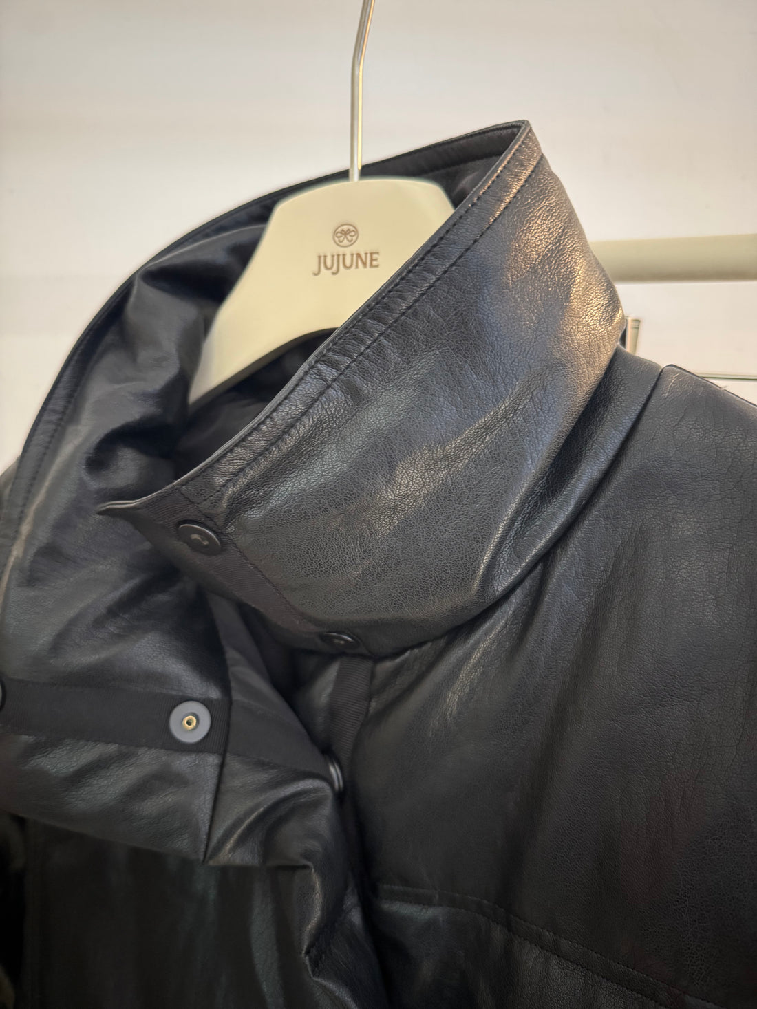 立領皮質鴨絨外套