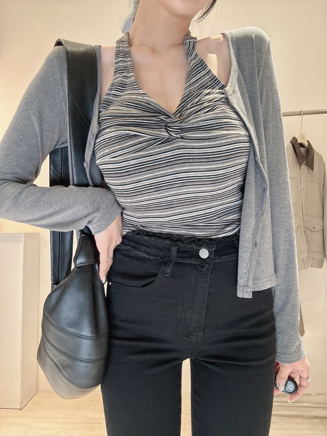 兩件式條紋繞脖上衣