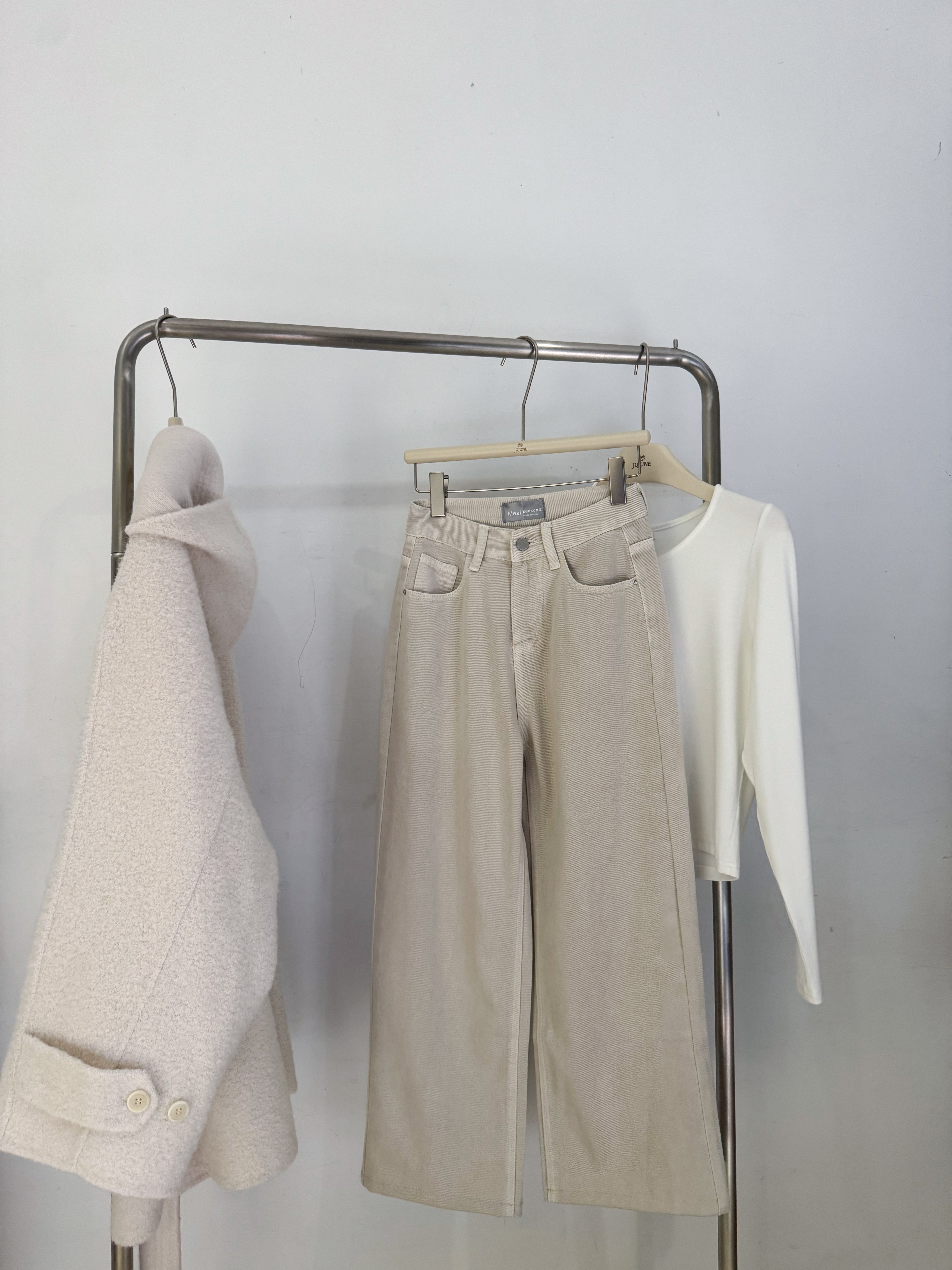 修身卡其直筒褲