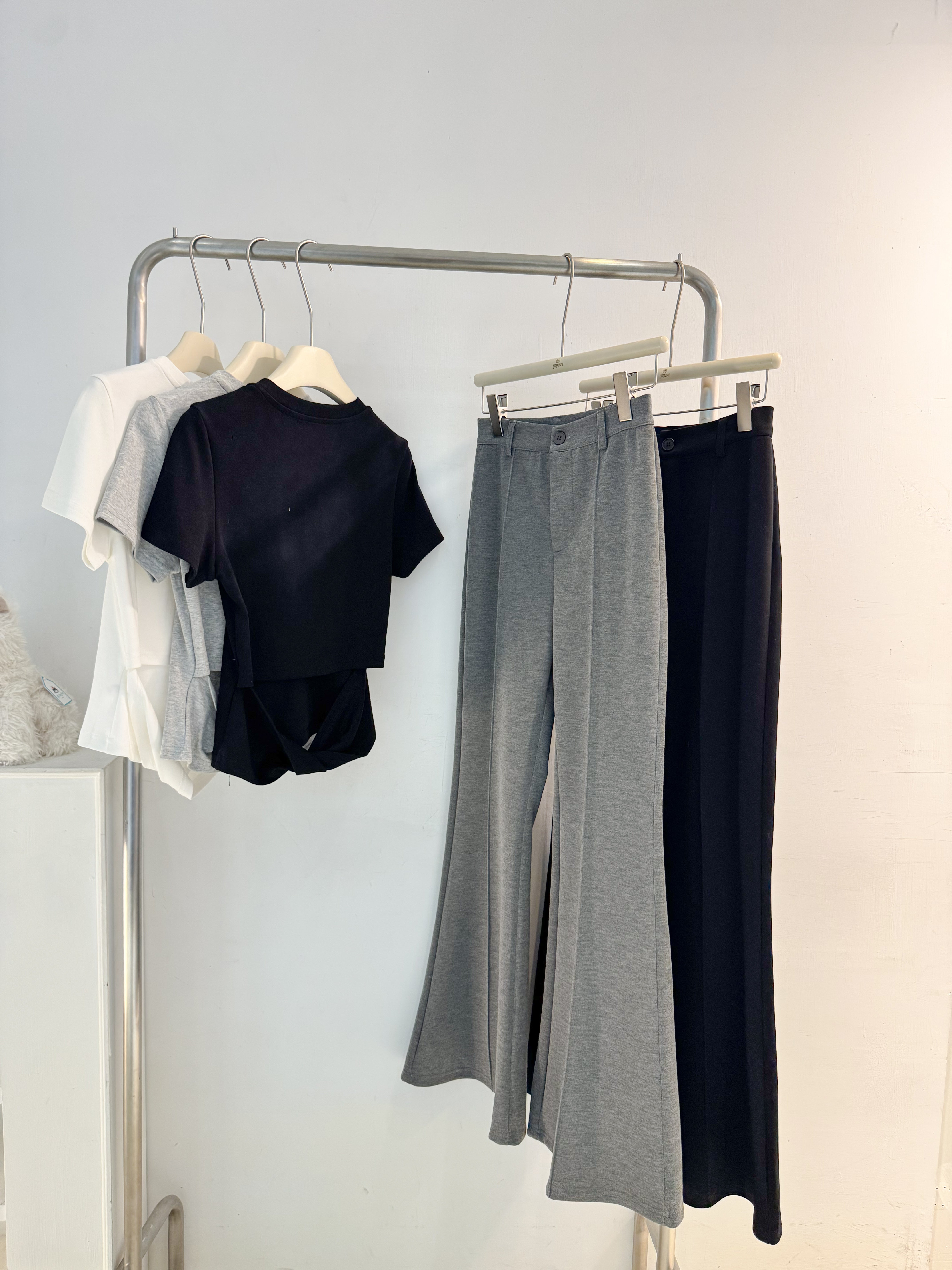 空氣棉修身喇叭褲