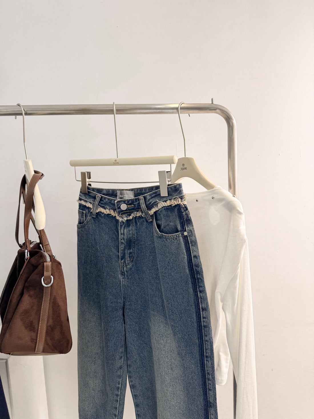 流蘇褲頭直筒褲