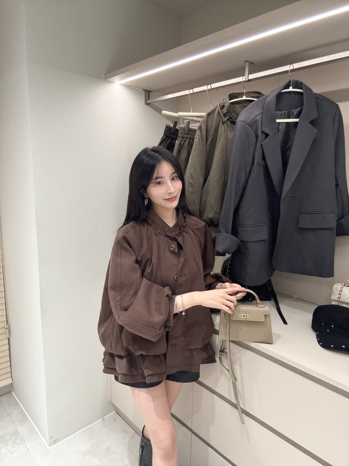 泡泡袖荷葉風衣外套