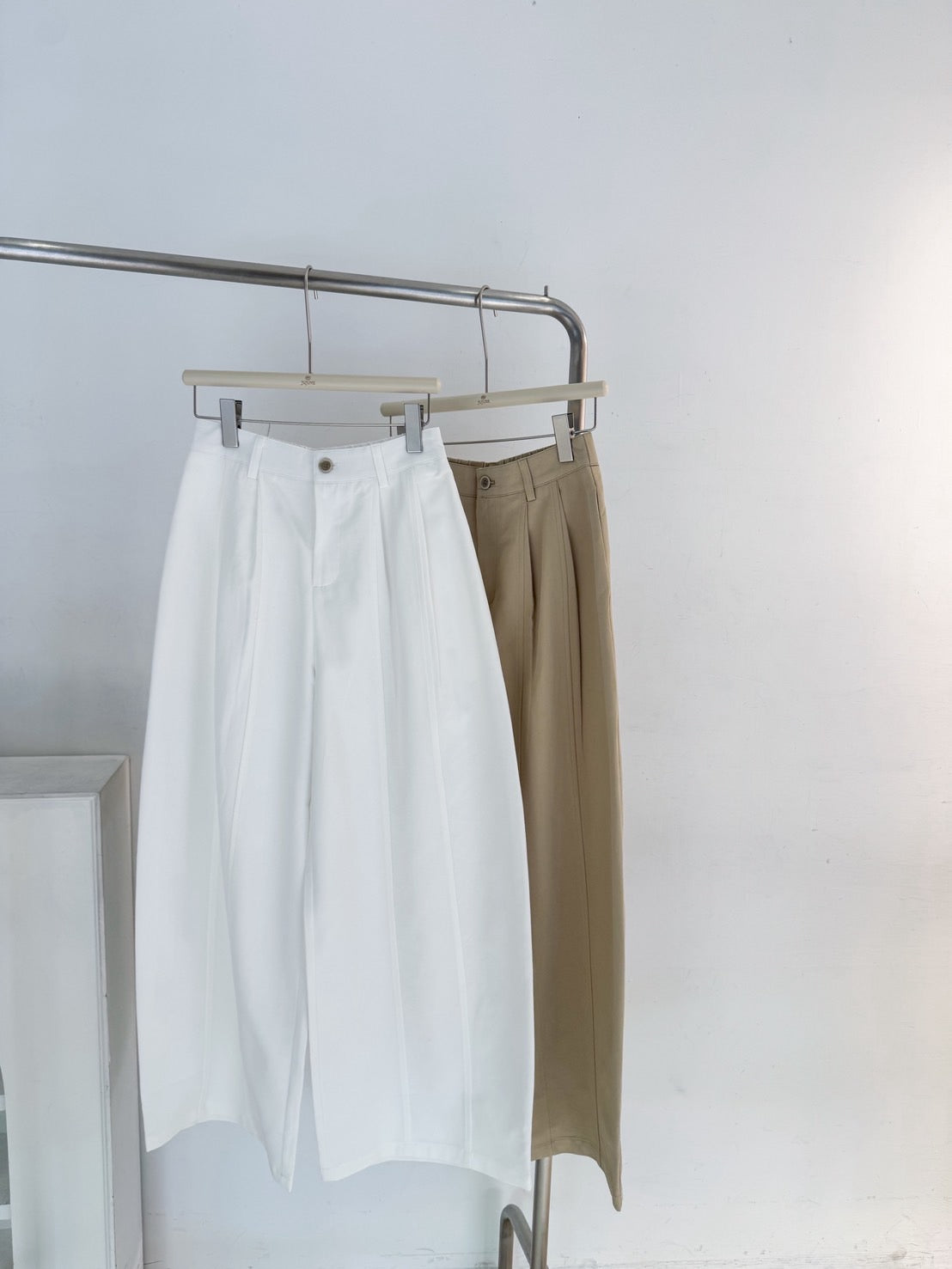 設計款高質感繭型褲