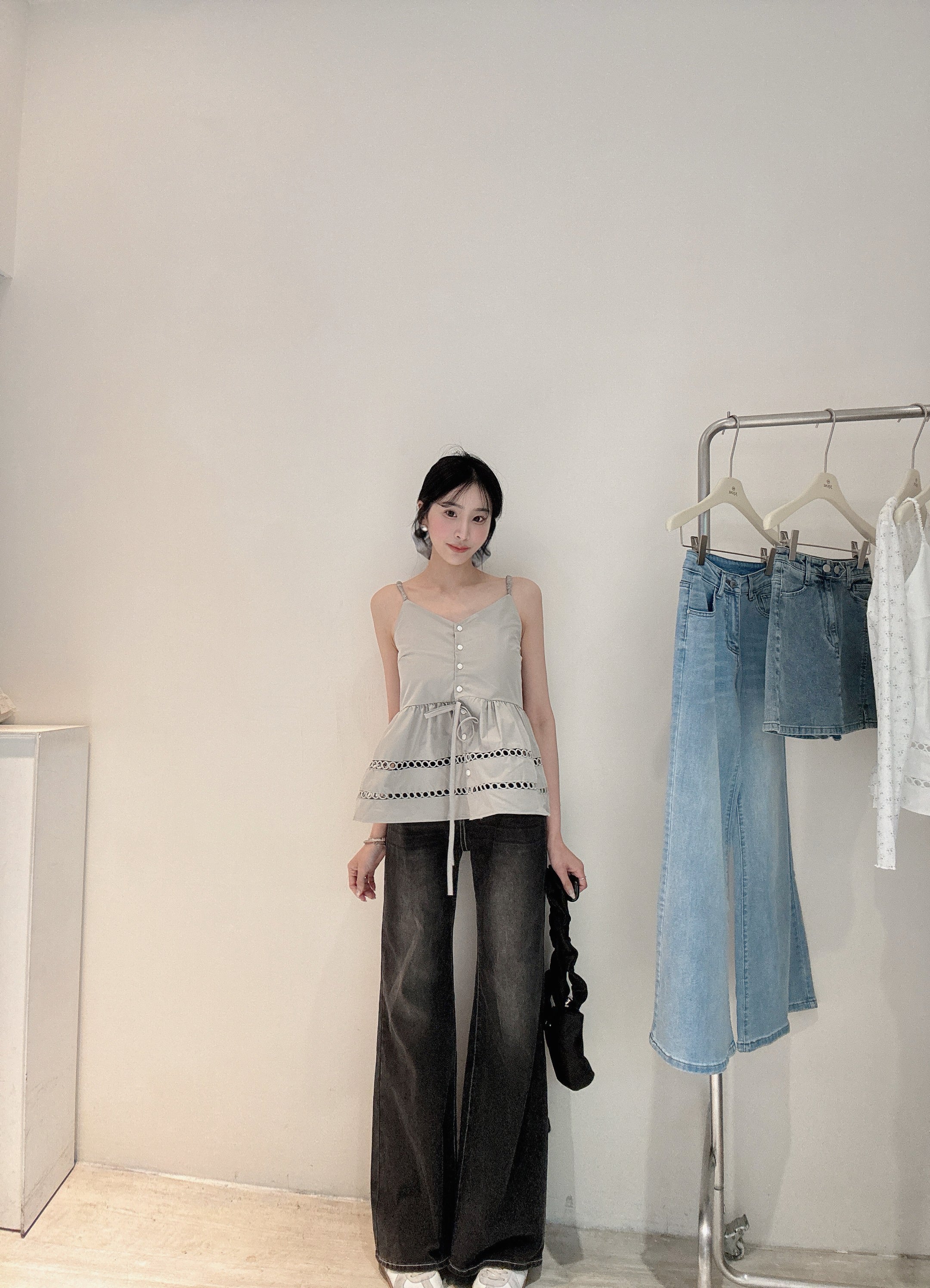 車線直筒喇叭褲