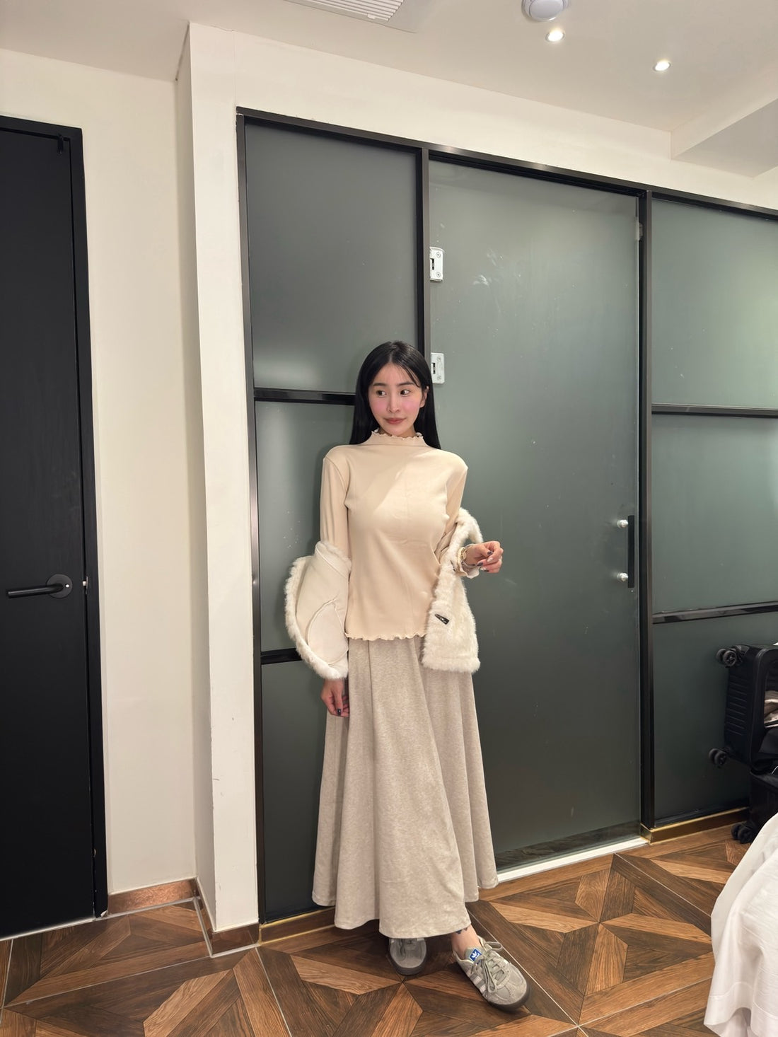 內刷絨捲邊上衣