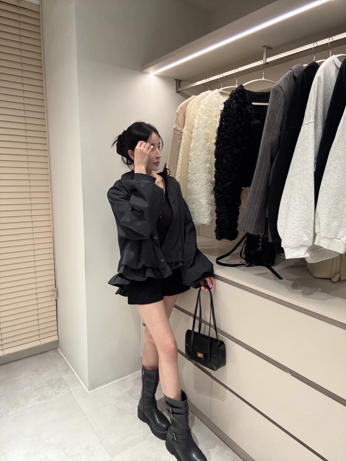 泡泡袖花苞排扣風衣