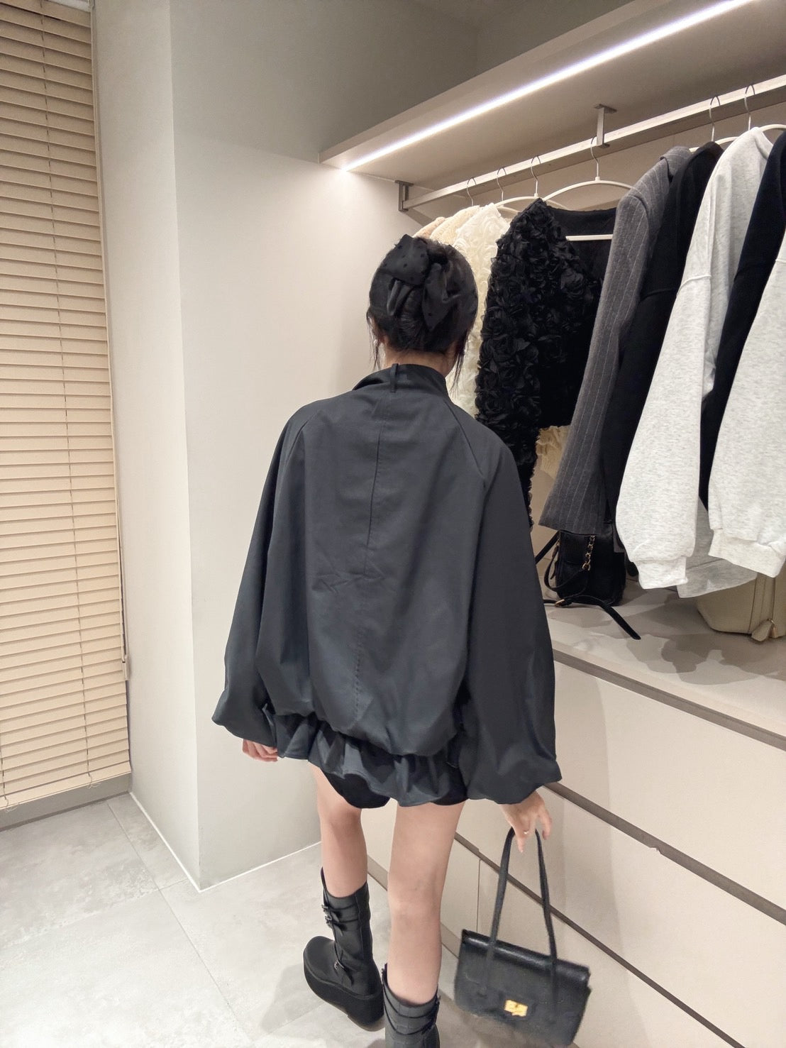 泡泡袖花苞排扣風衣