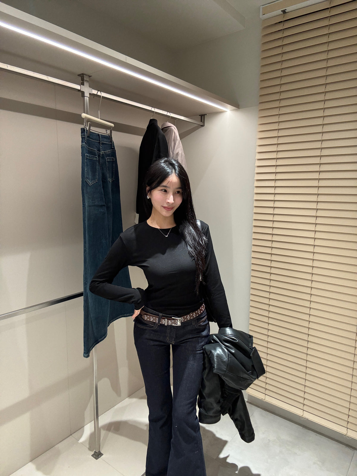 美背彈力上衣