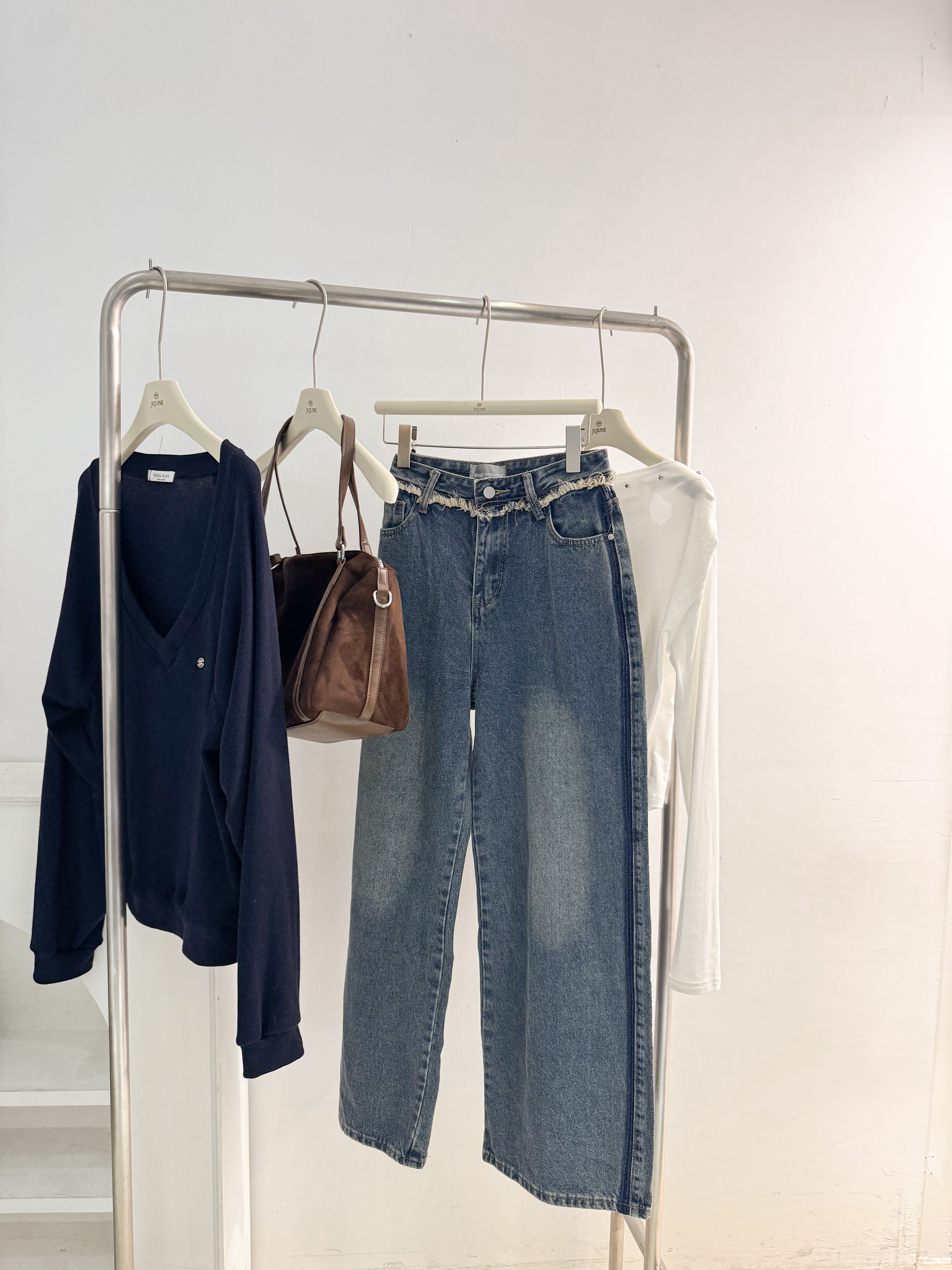 流蘇褲頭直筒褲