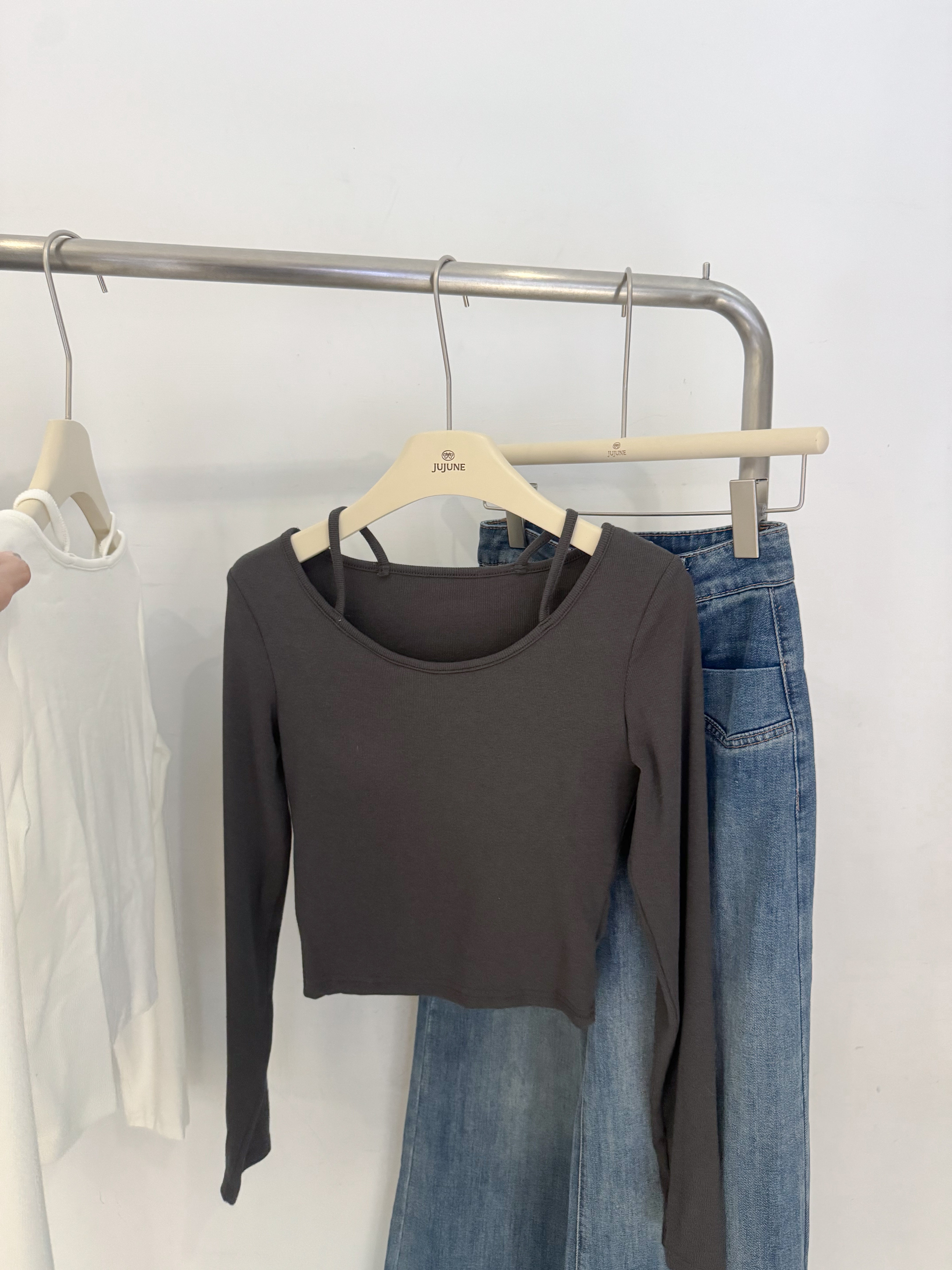 假兩件胸墊彈力上衣