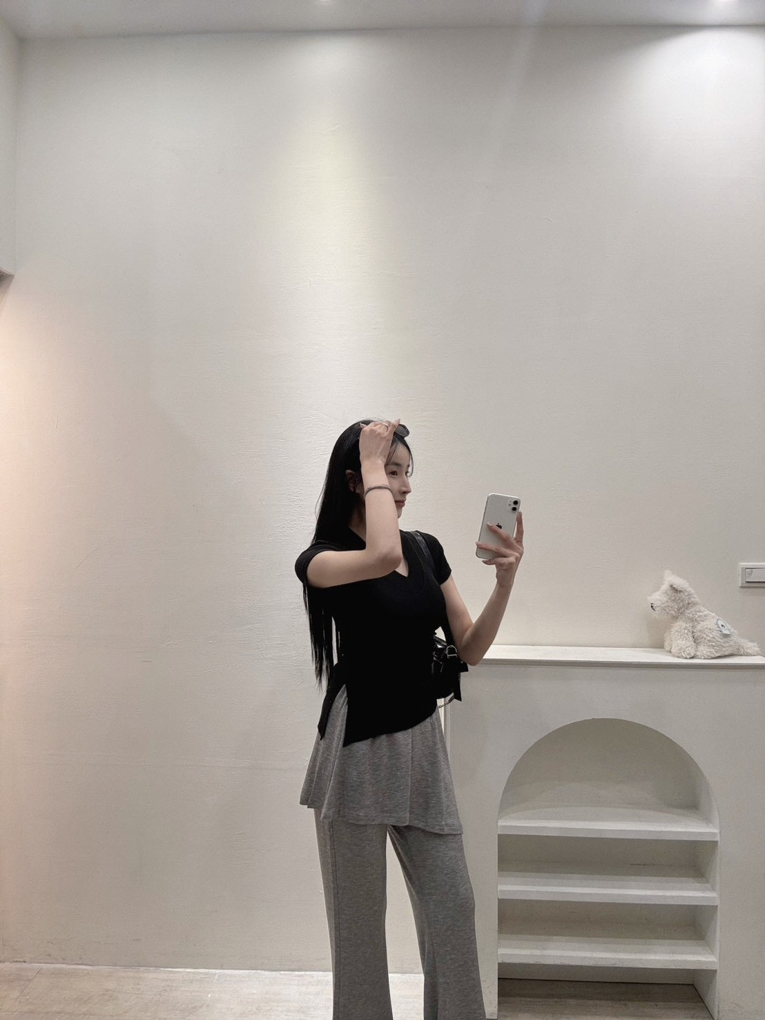 美腰V領彈力上衣