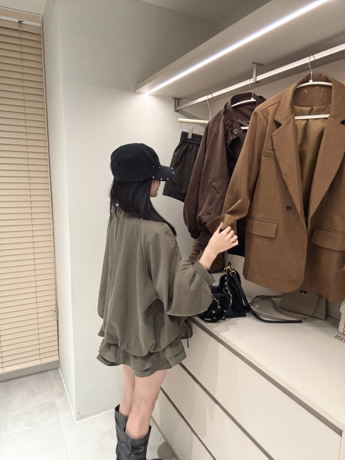 泡泡袖荷葉風衣外套