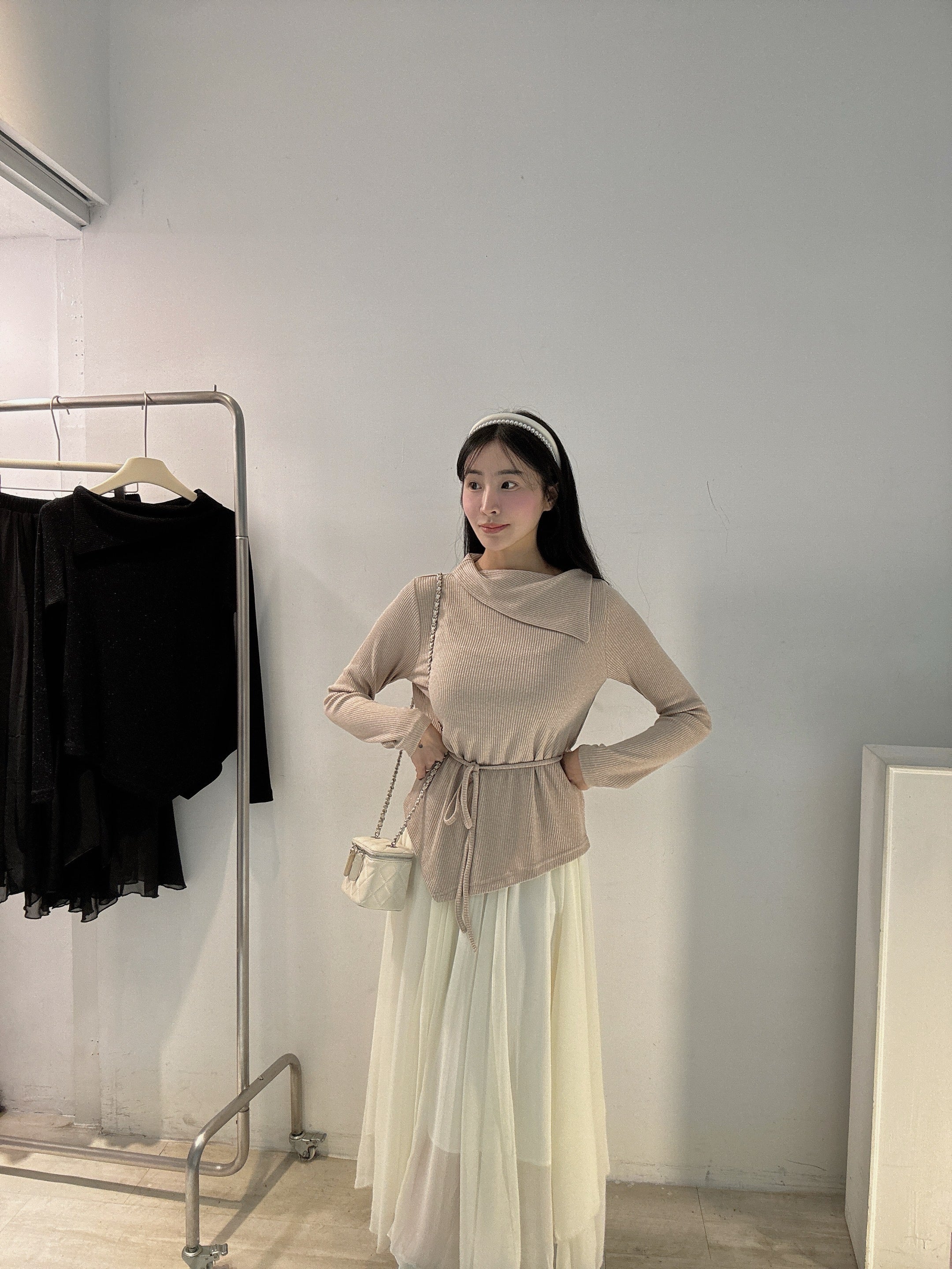 金蔥垂領造型上衣