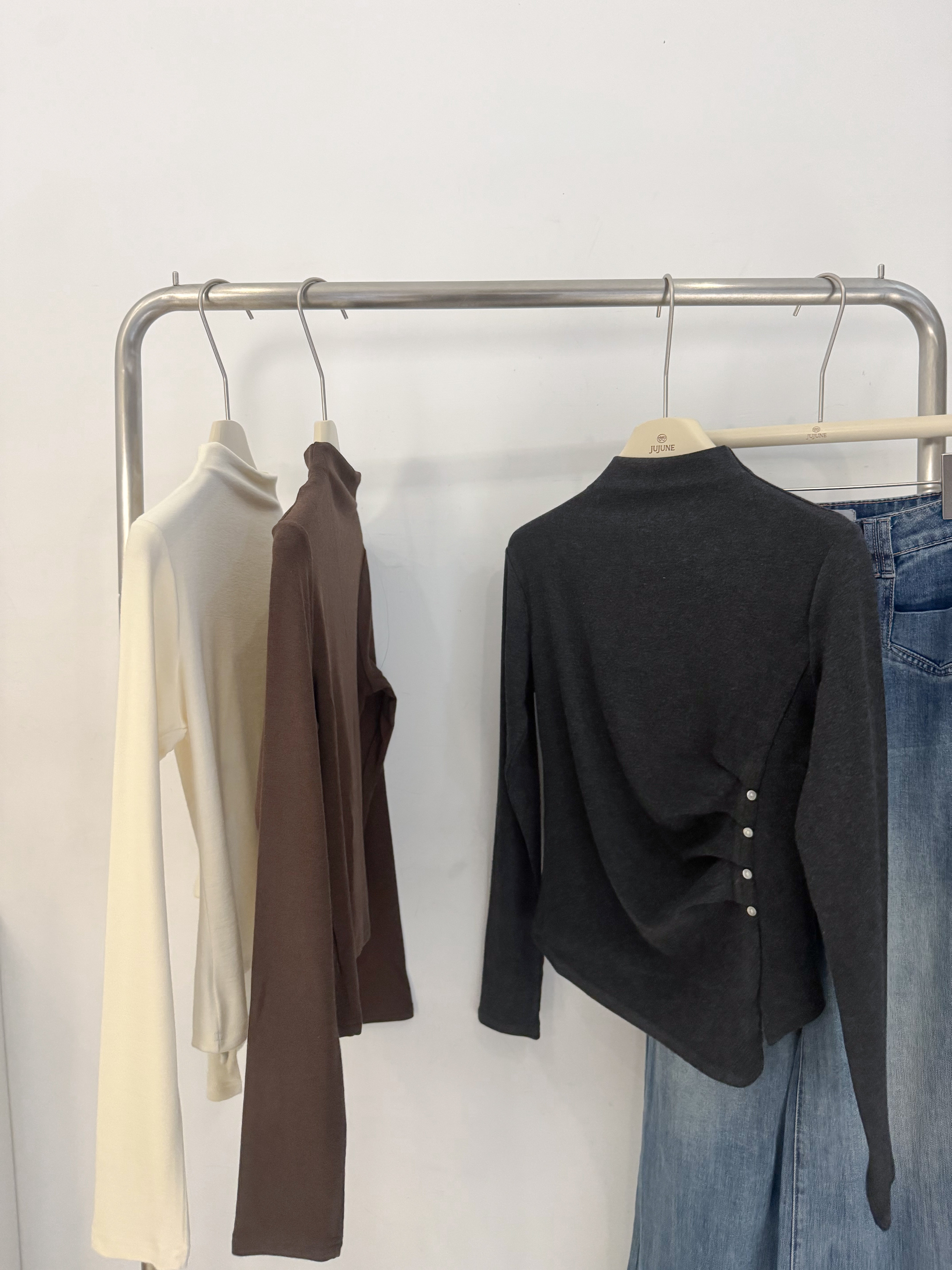 小立領抓皺彈力上衣