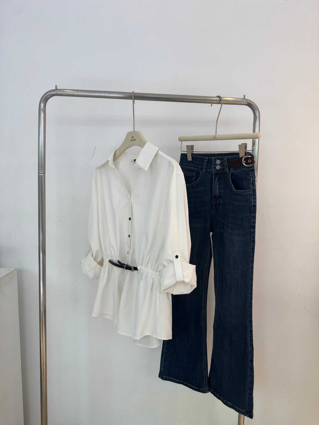 設計款收腰襯衫