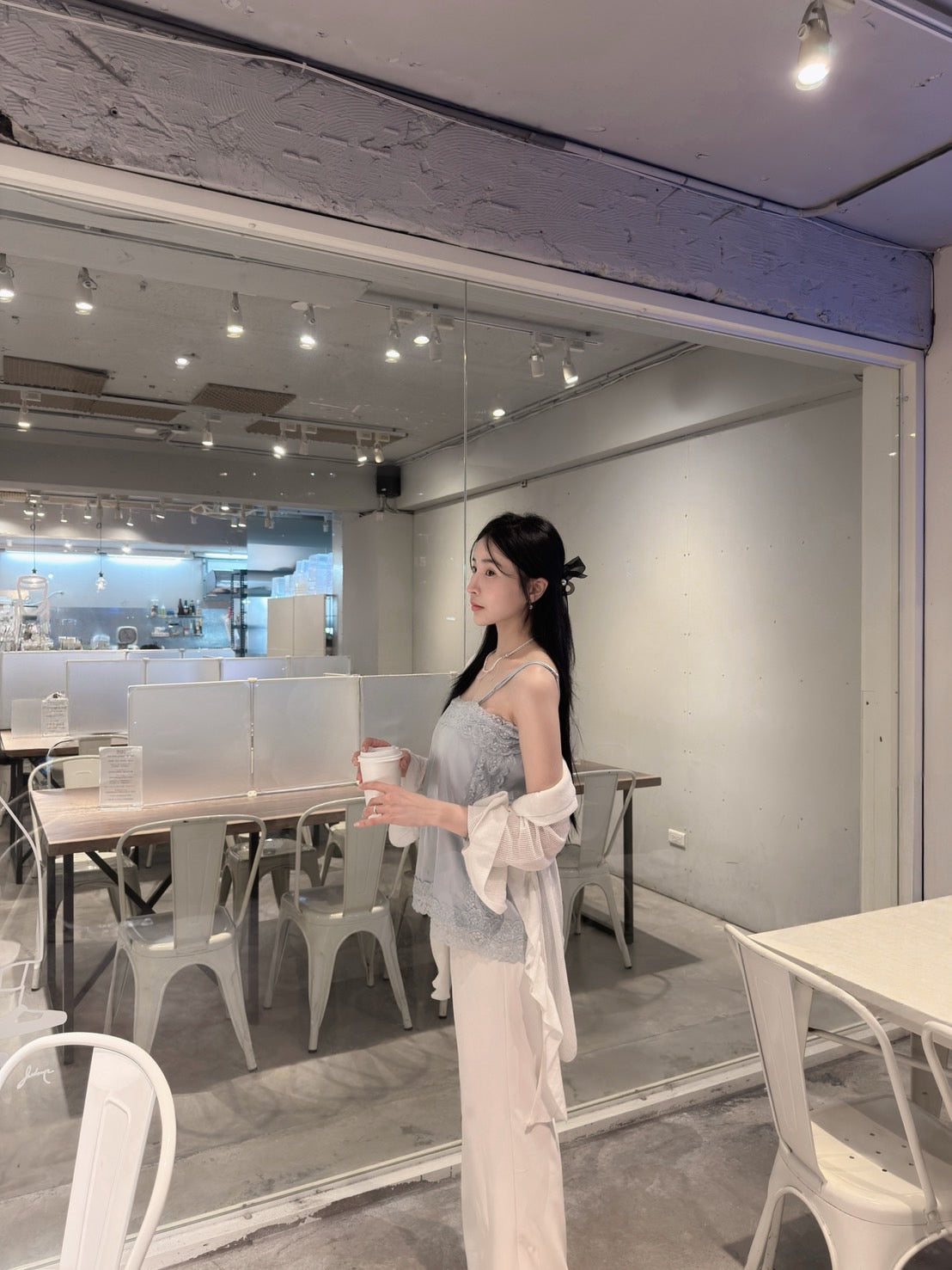 法式蕾絲緞面背心