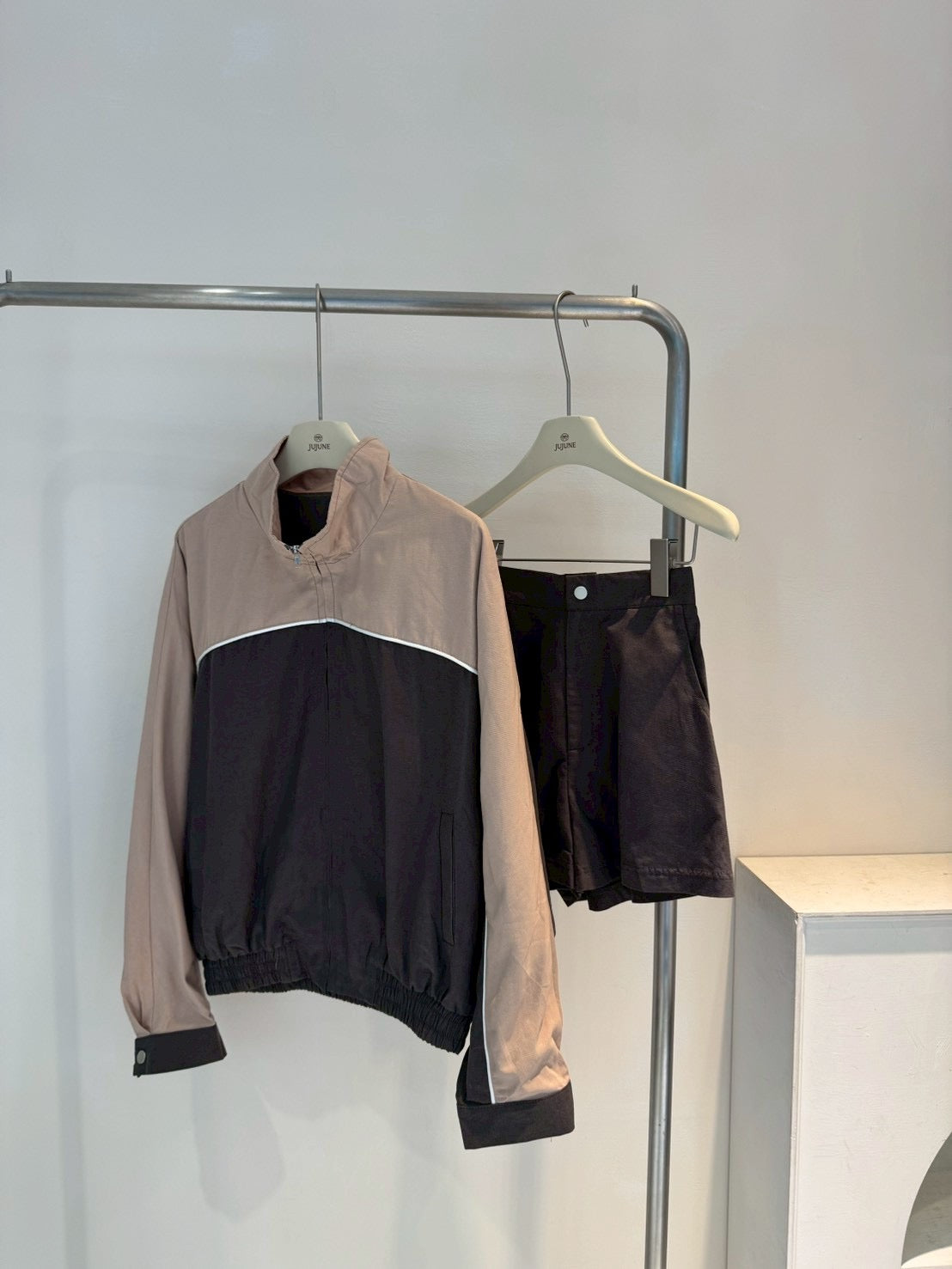 設計感立領套裝