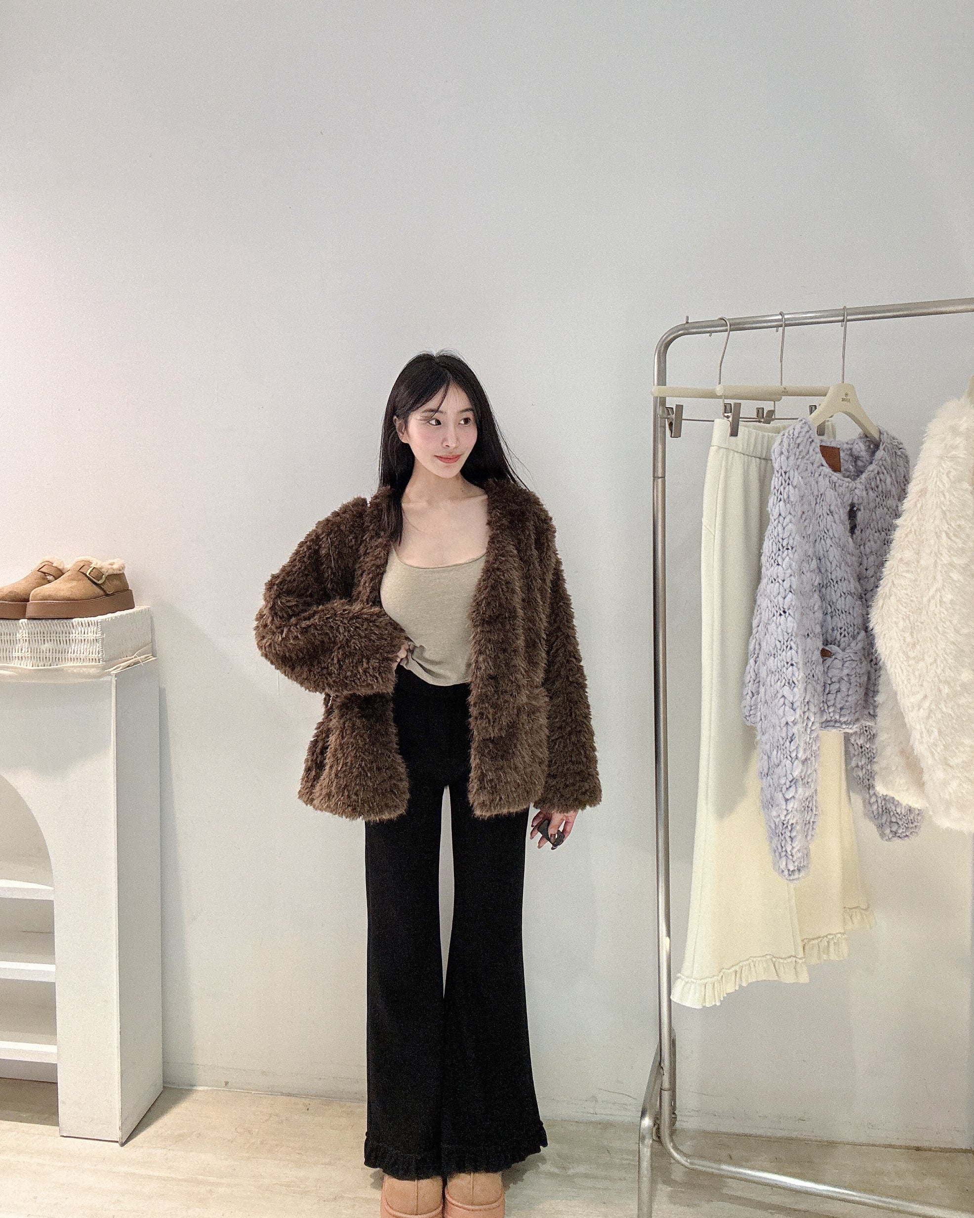 荷葉刷絨喇叭褲