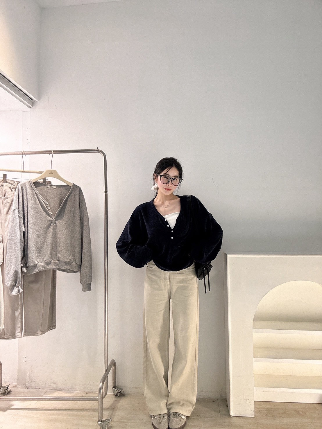 設計款排扣造型衛衣