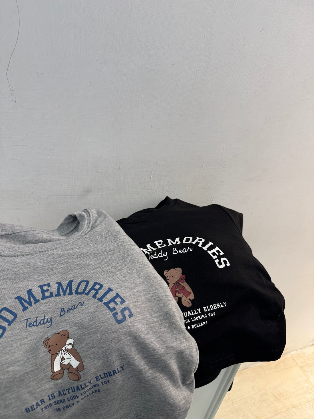 帶杯墊小熊磨毛上衣