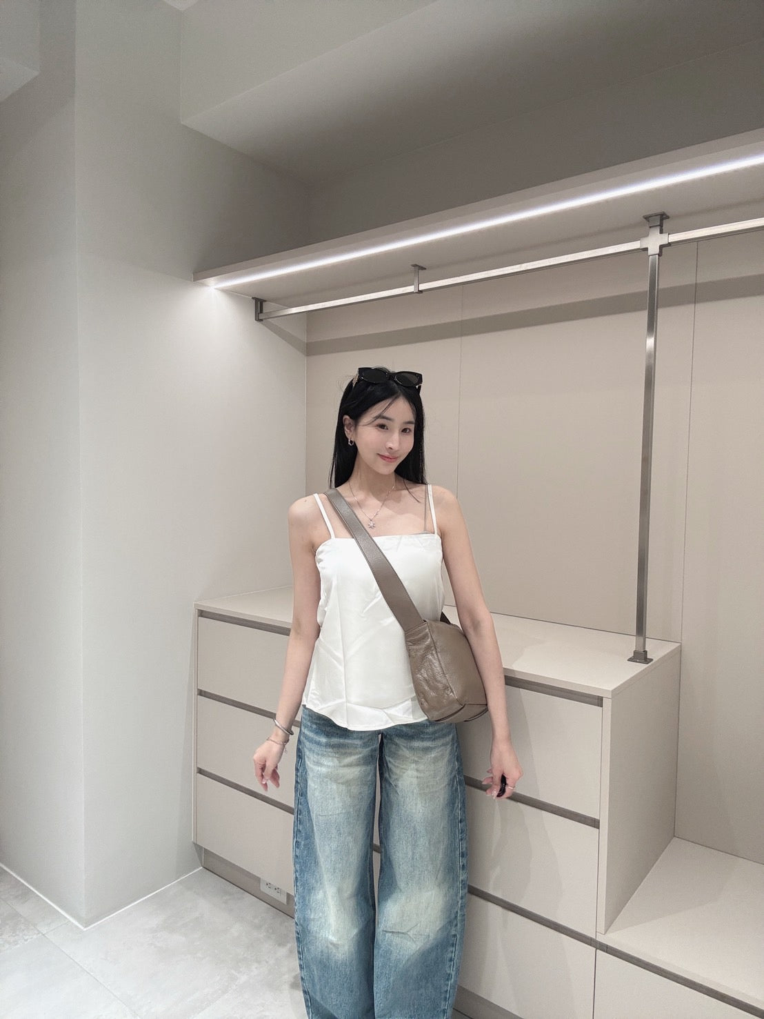 設計款緞面背心