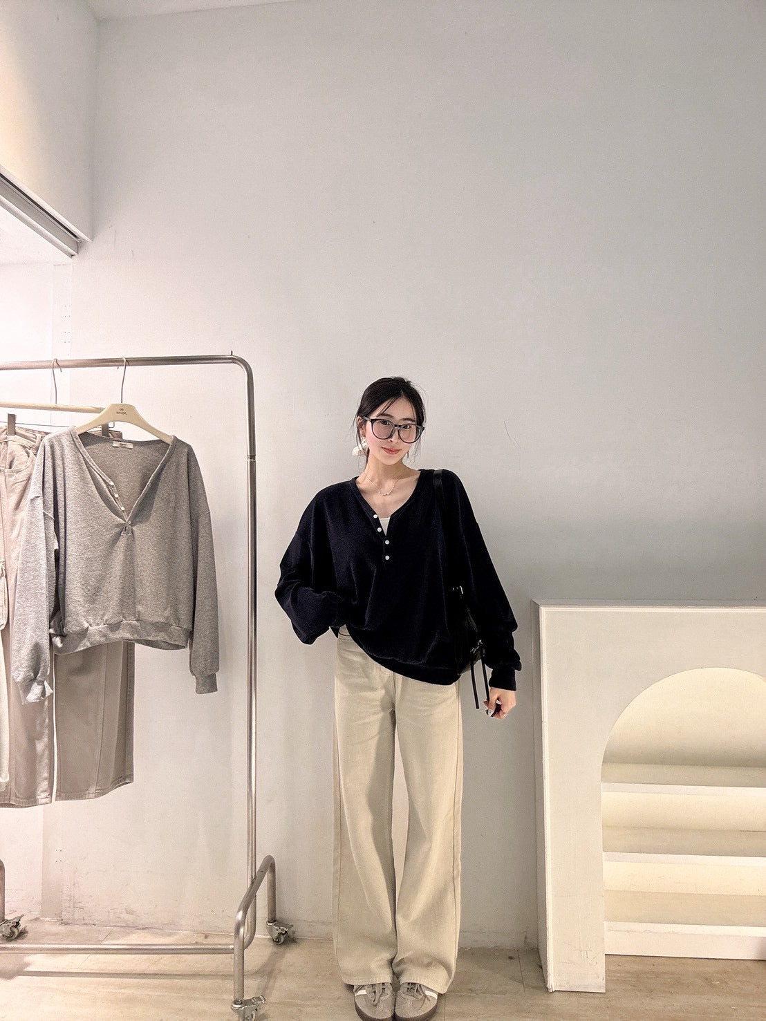 設計款排扣造型衛衣