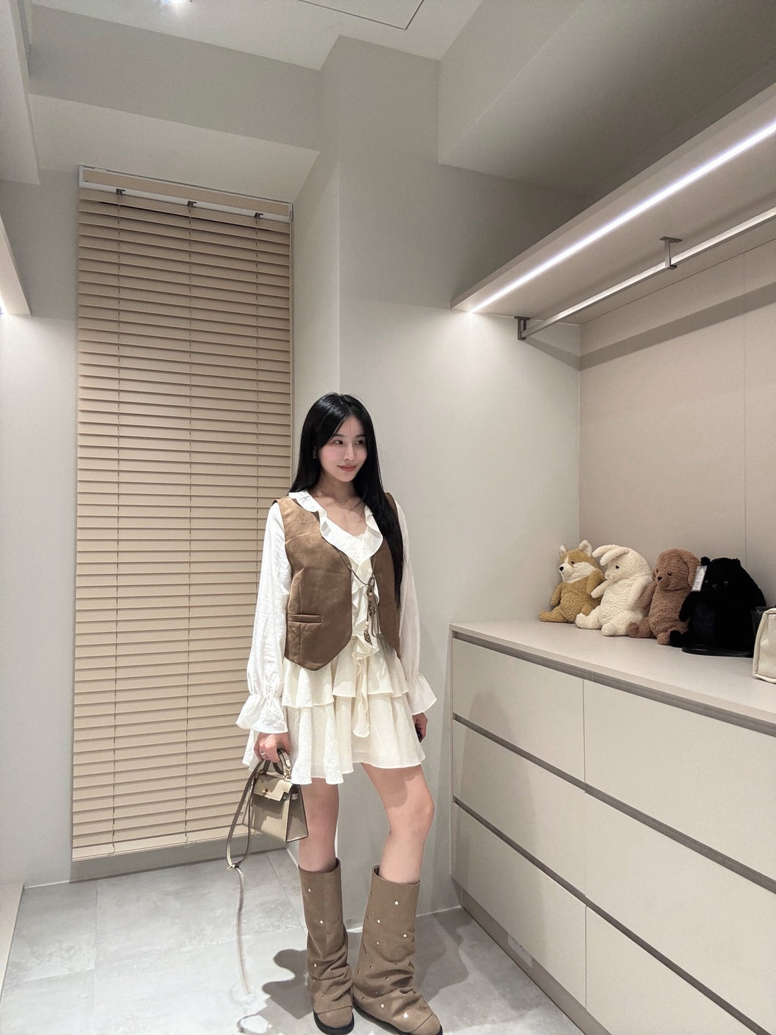 預訂*設計款麂皮背心荷葉洋裝