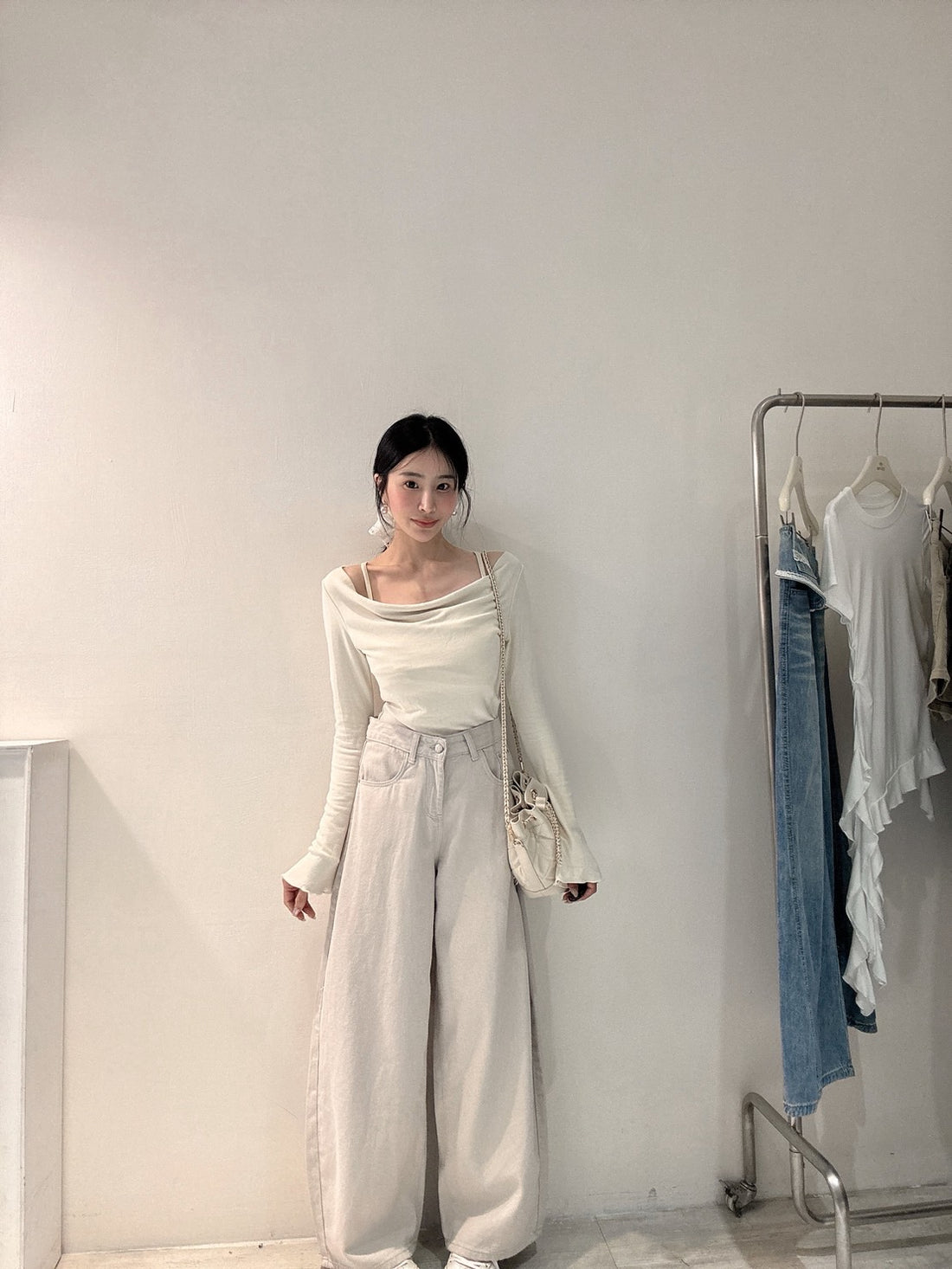 後綁帶造型繭型褲