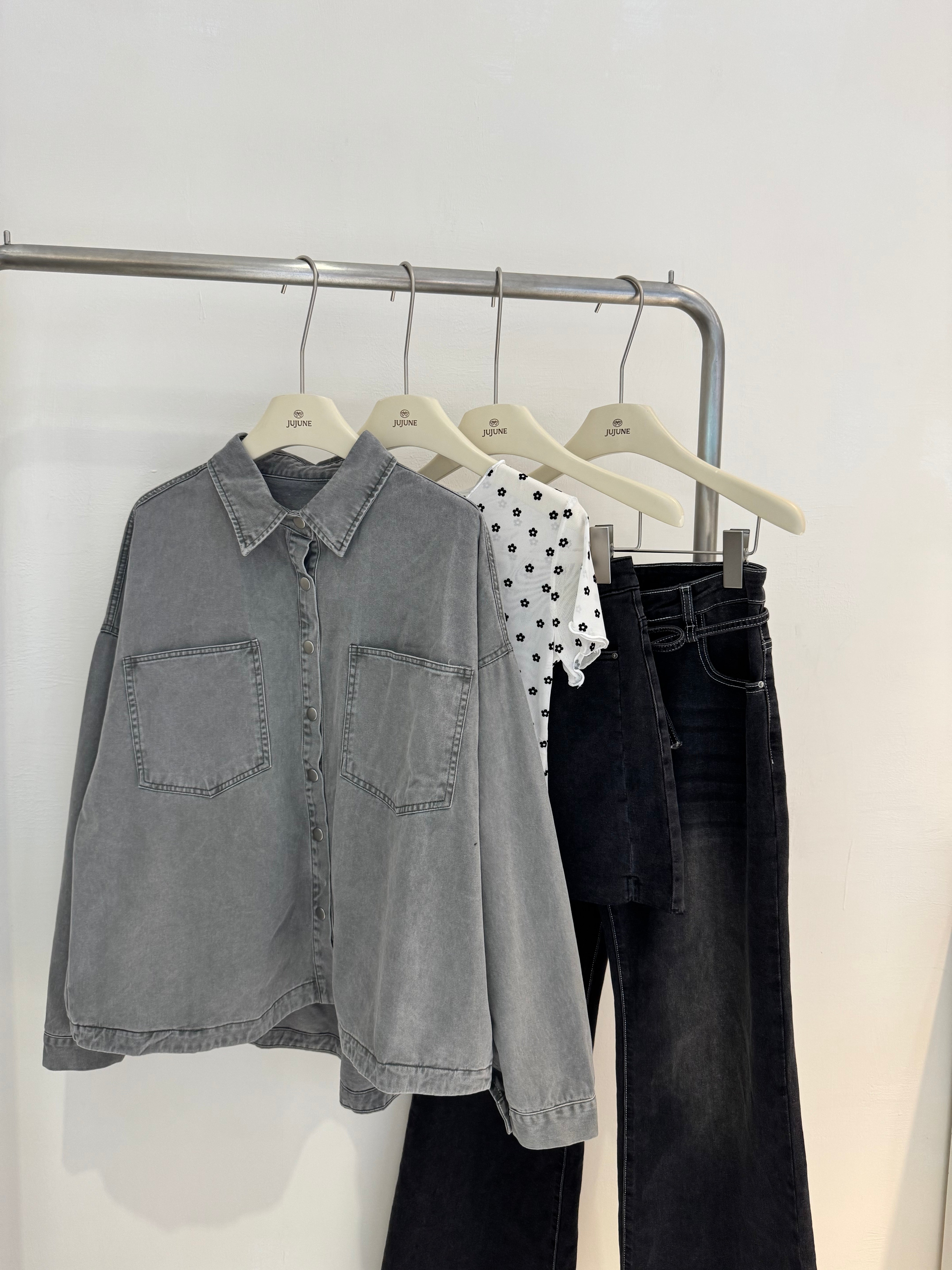 淺灰綠水洗襯衫