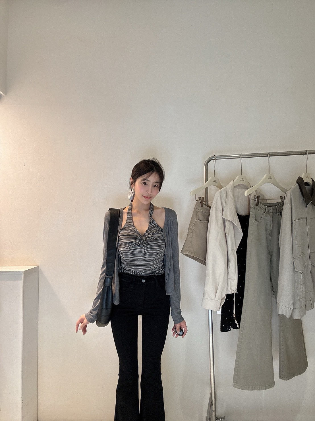 兩件式條紋繞脖上衣