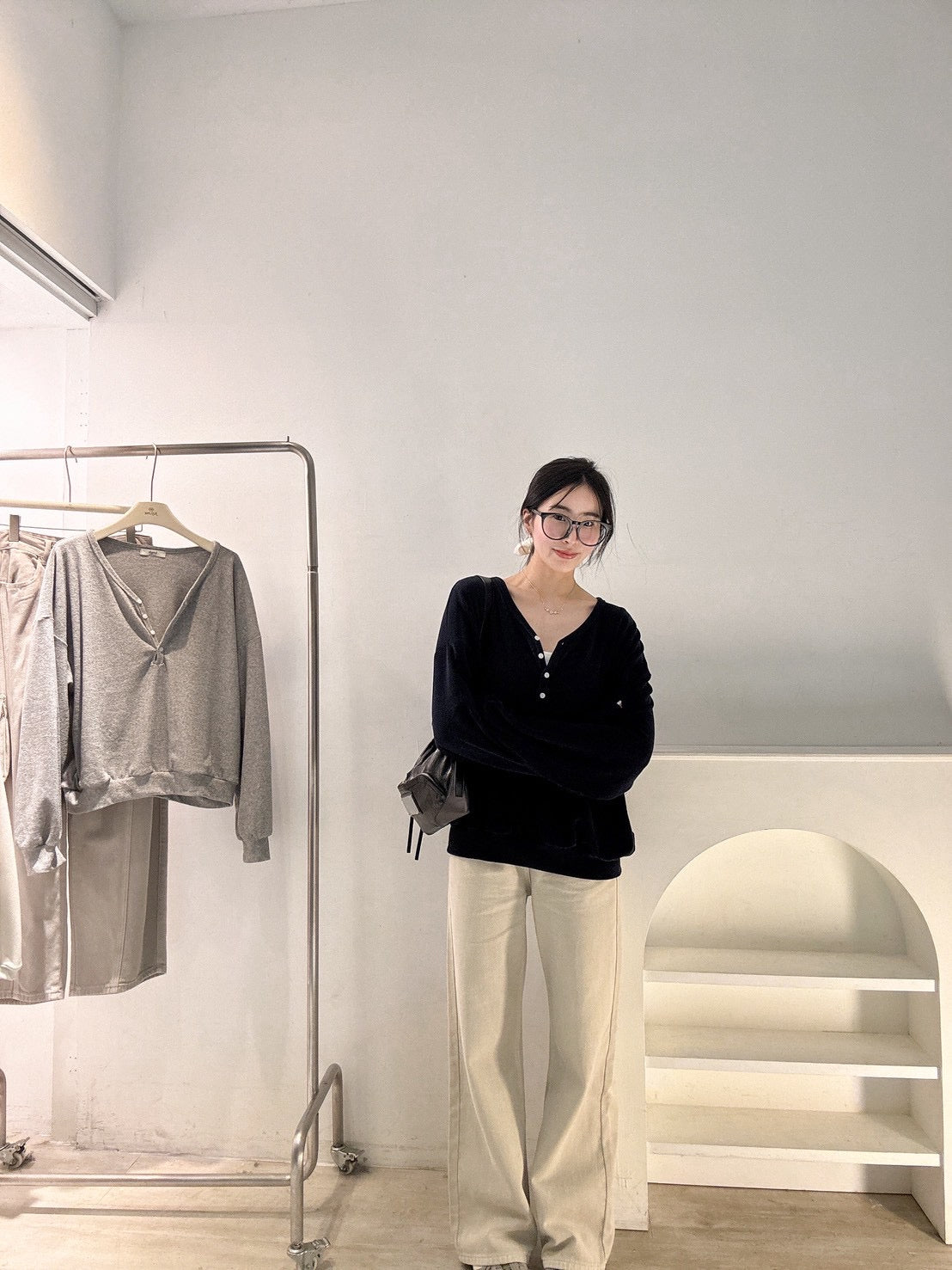 設計款排扣造型衛衣