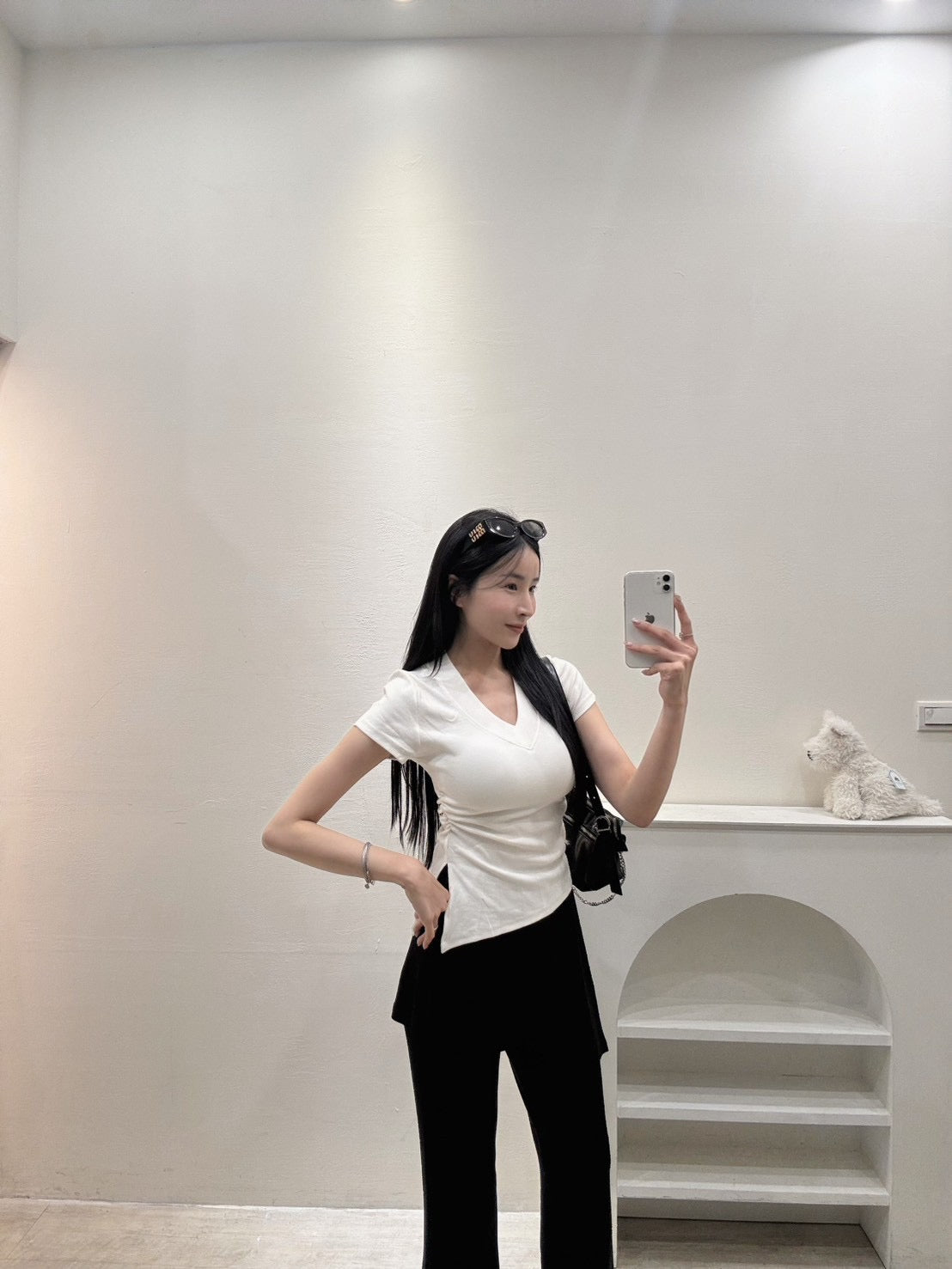 美腰V領彈力上衣