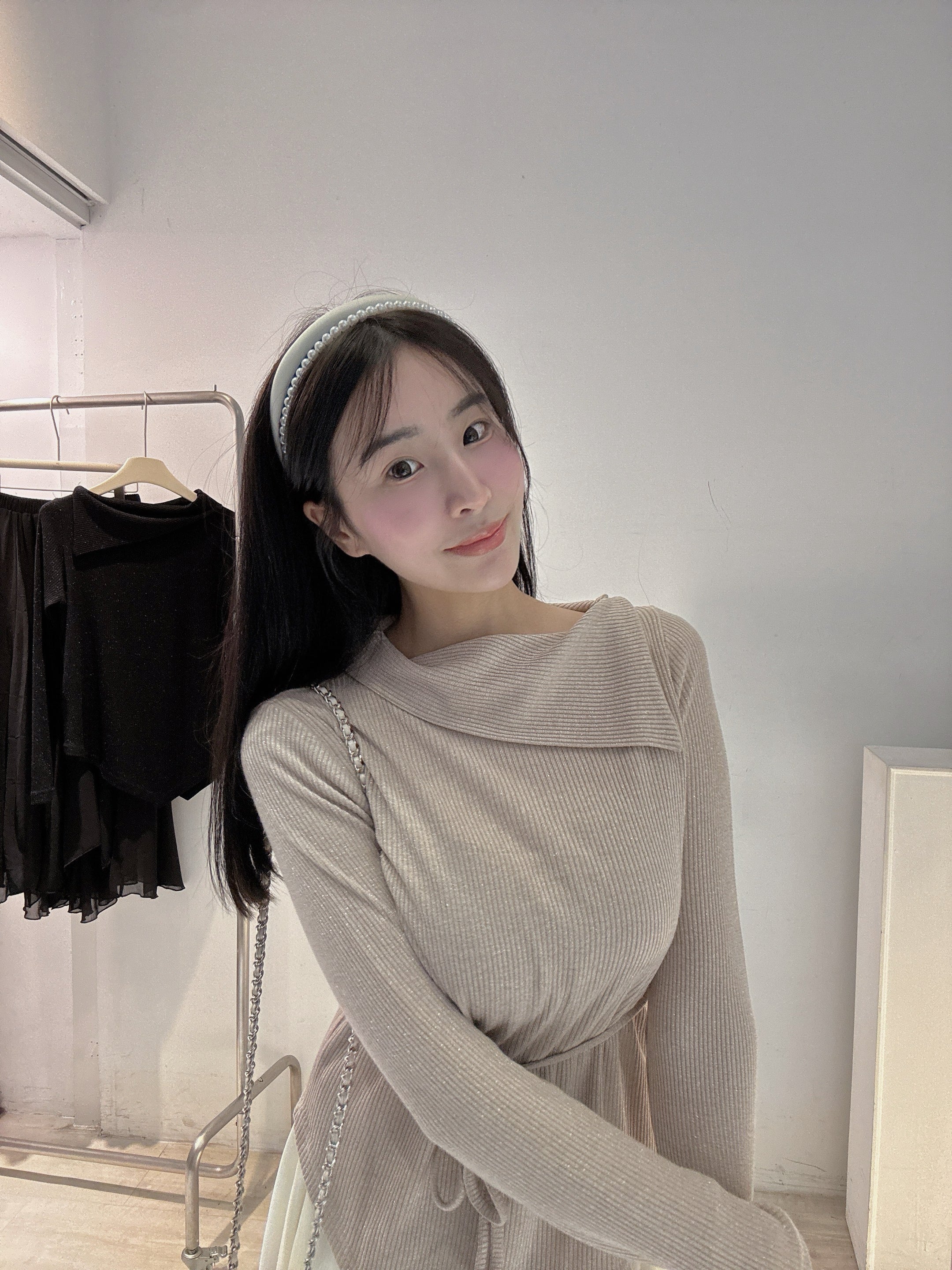 金蔥垂領造型上衣