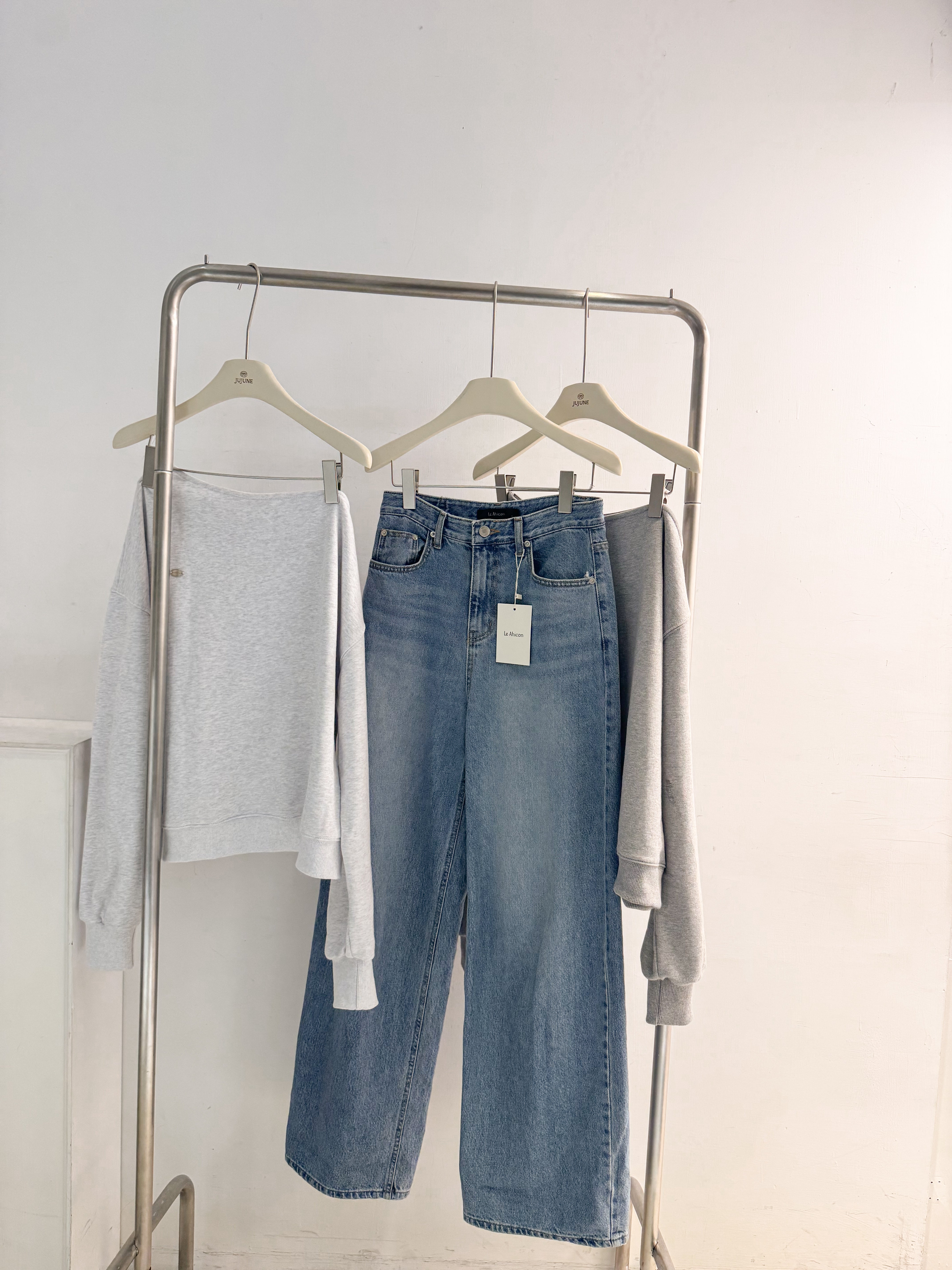 高訂款後扣落地褲