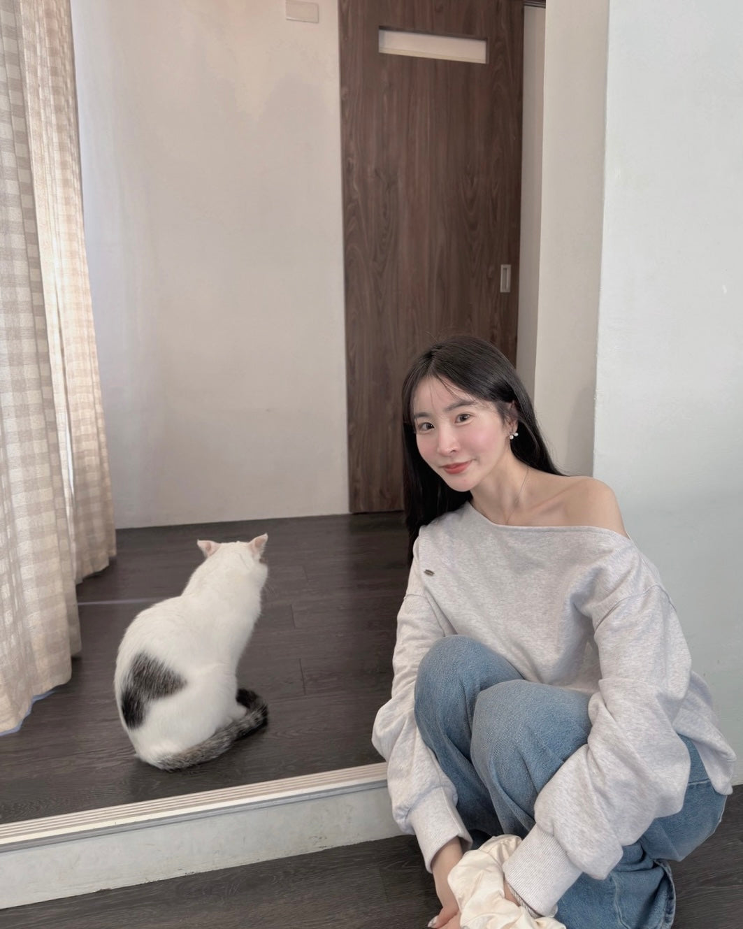 設計款斜肩上衣