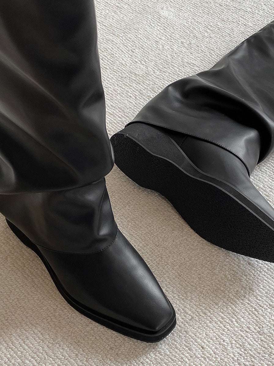 柔軟皮質襪套長靴