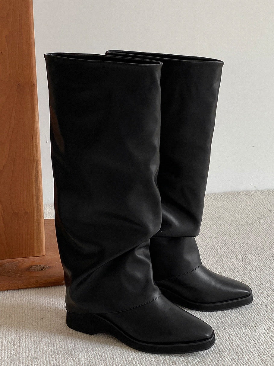 柔軟皮質襪套長靴