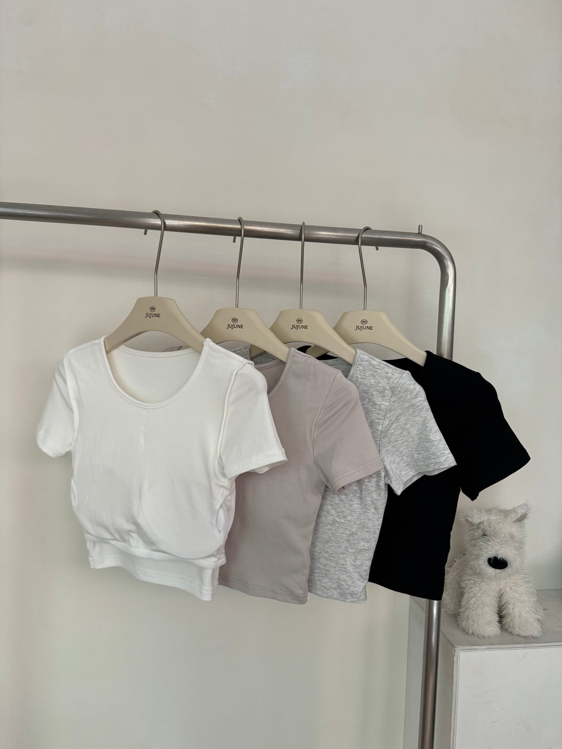 圓領胸墊彈力短袖